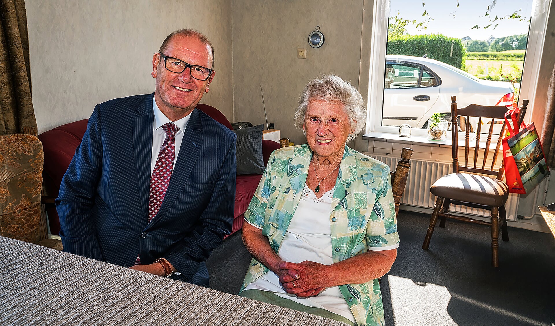 Burgemeester feliciteert oudste inwoner van Hagestein