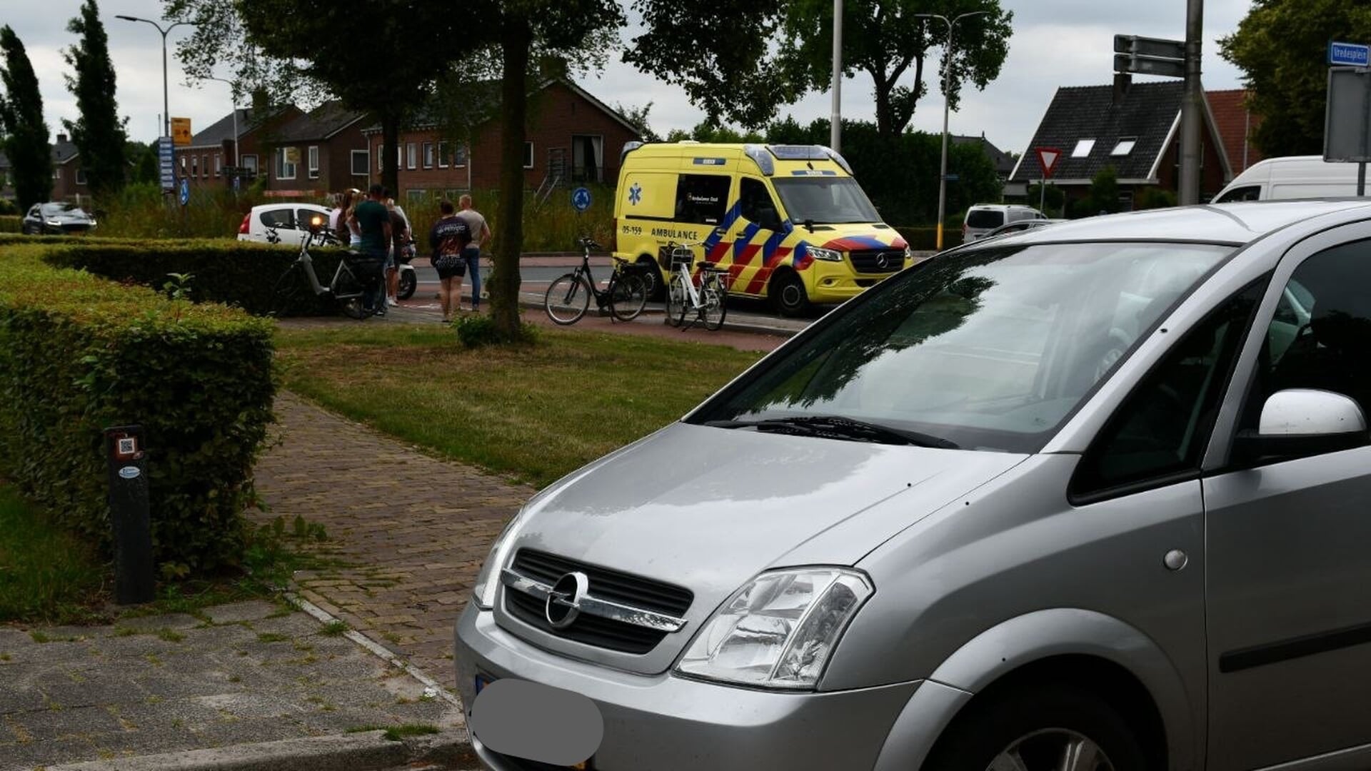 Fietser gewond bij ongeval in Vroomshoop
