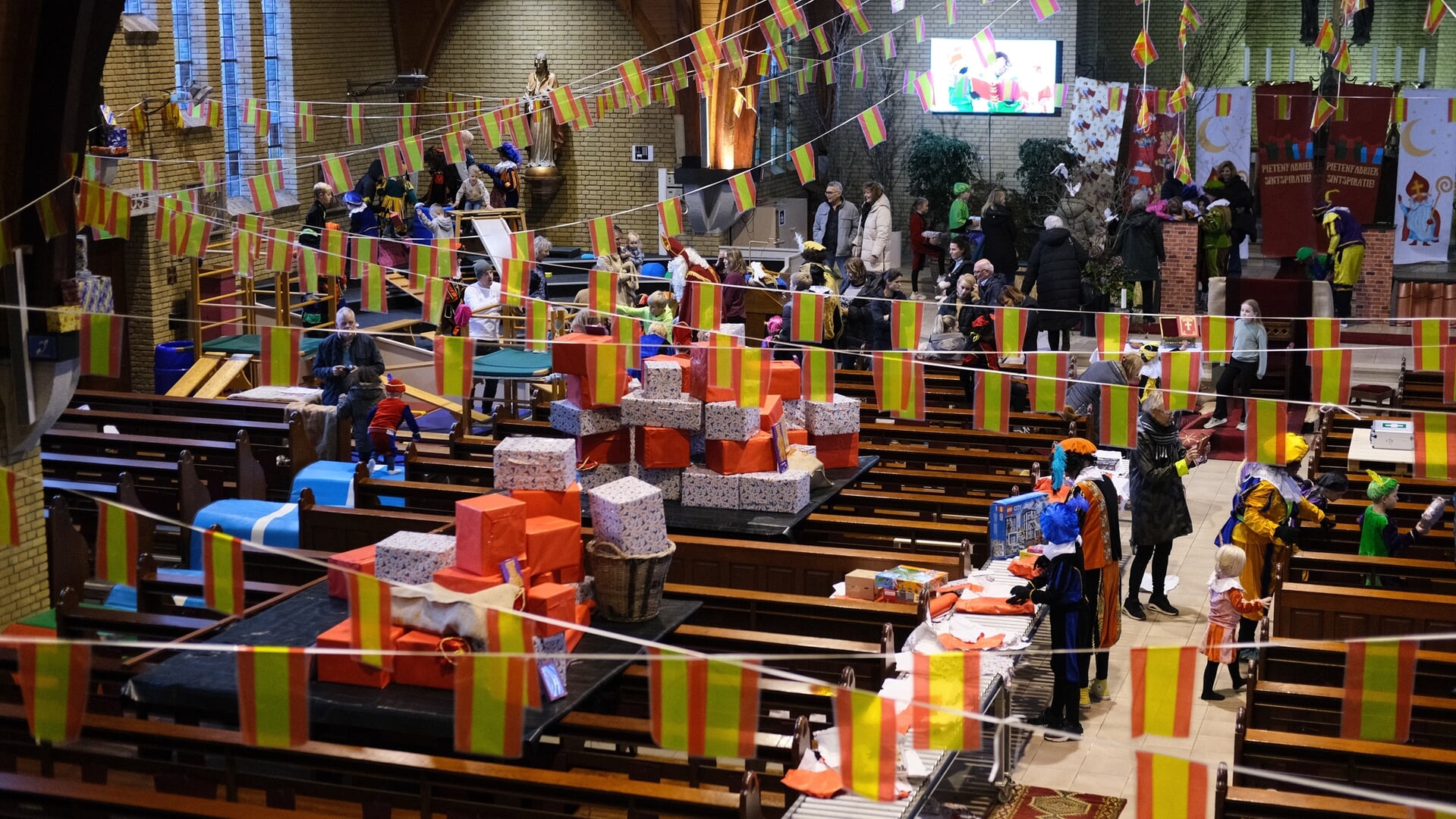 Sintspiratie in de St. Janskerk: groot Sinterklaasfeest in Breezand