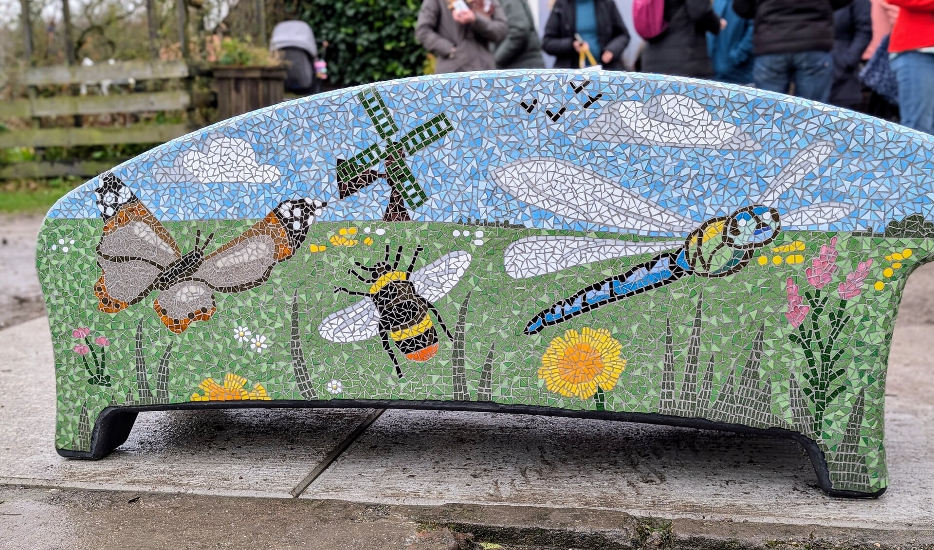 Social Sofa bij de Poelboerderij onthuld