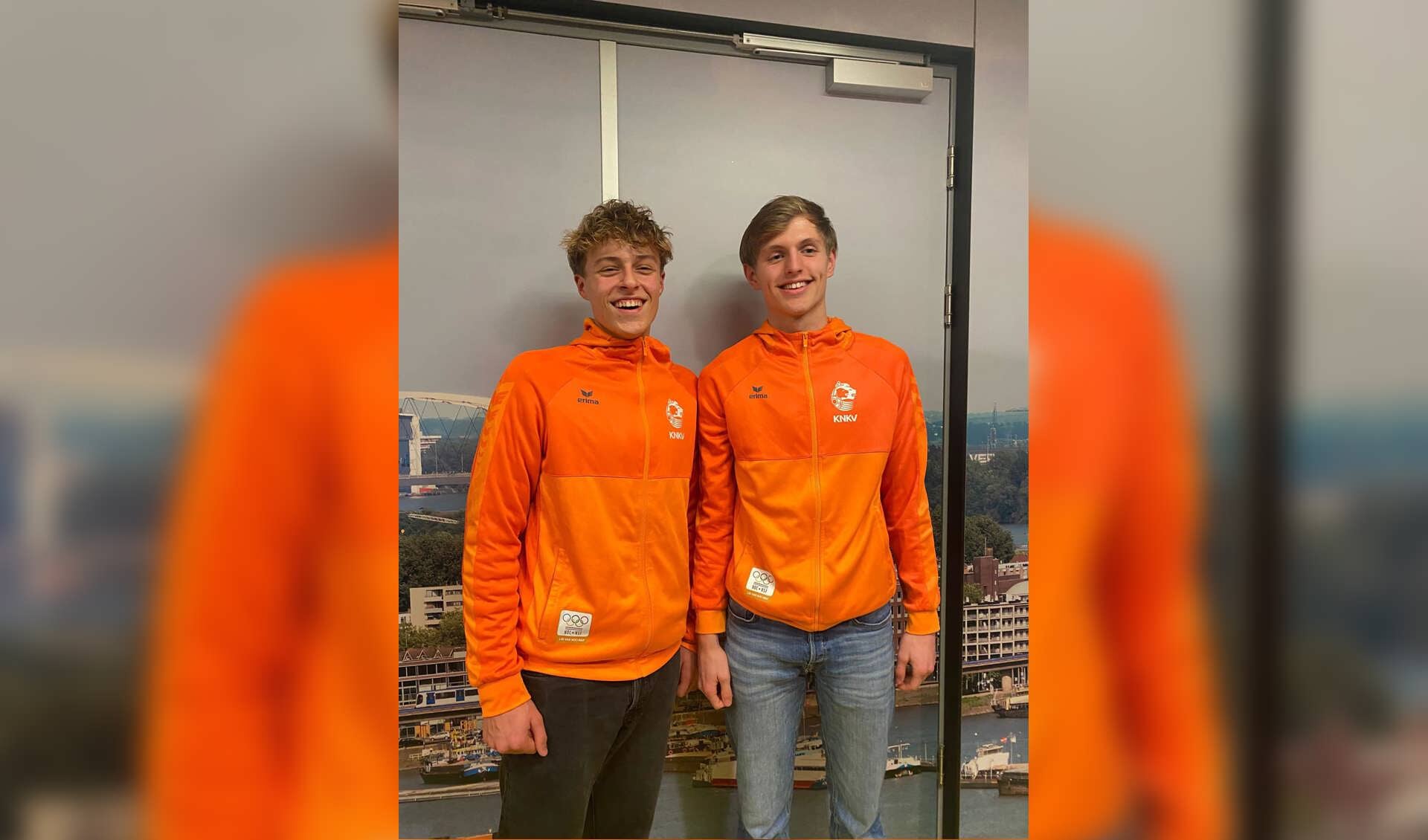 Dex Anepool en Joep de Wit in Oranje