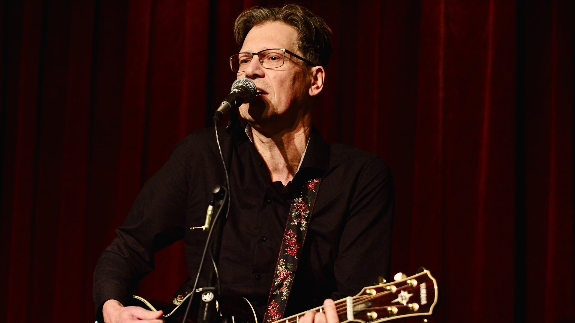 Singer-songwriters in Zondagmiddag Live!