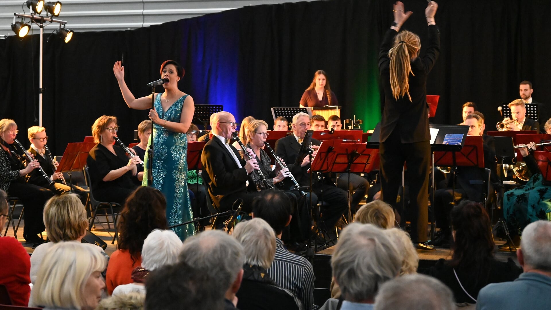 Spetterend nieuwjaarsconcert van Muziekvereniging Eensgezindheid