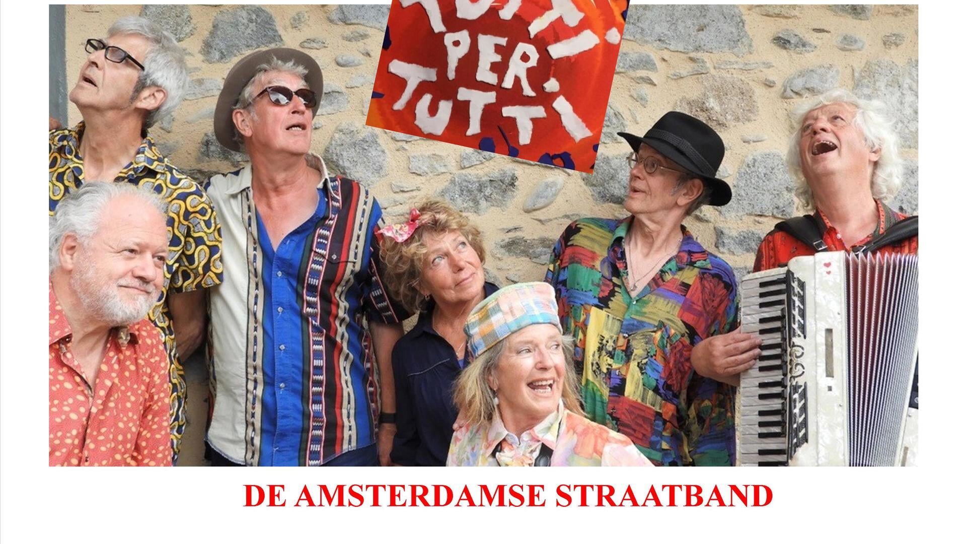 Amsterdamse Straatband speelt Tutti per Tutti bij Zondagmiddagpodium
