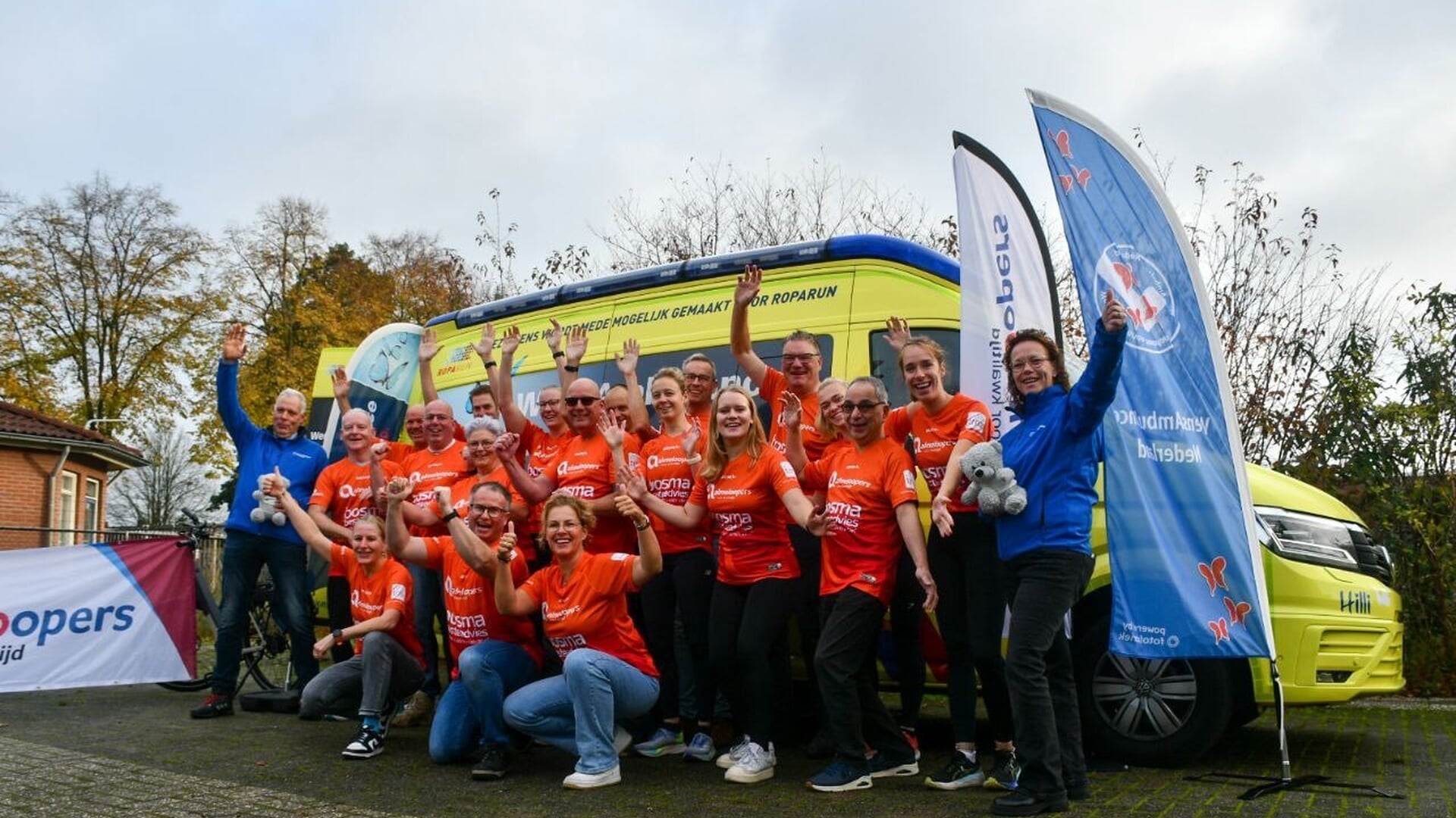 Samenkomst tussen Almeloopers en Wensambulance Hardenberg.