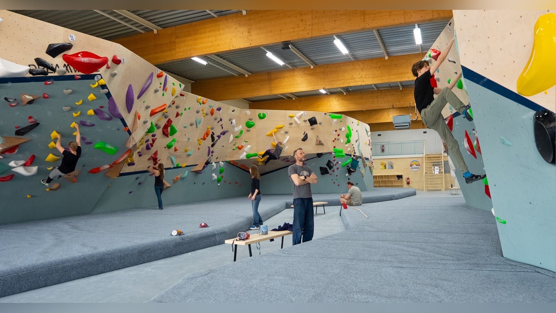 Kom boulderen in Boulderhal Boulderwijk