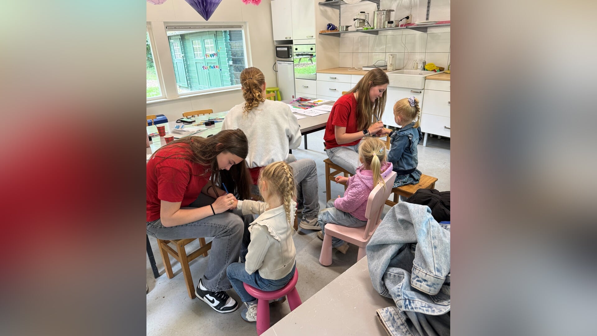 Leerlingen Groene Hart organiseren geslaagde middag in Oranjetuin