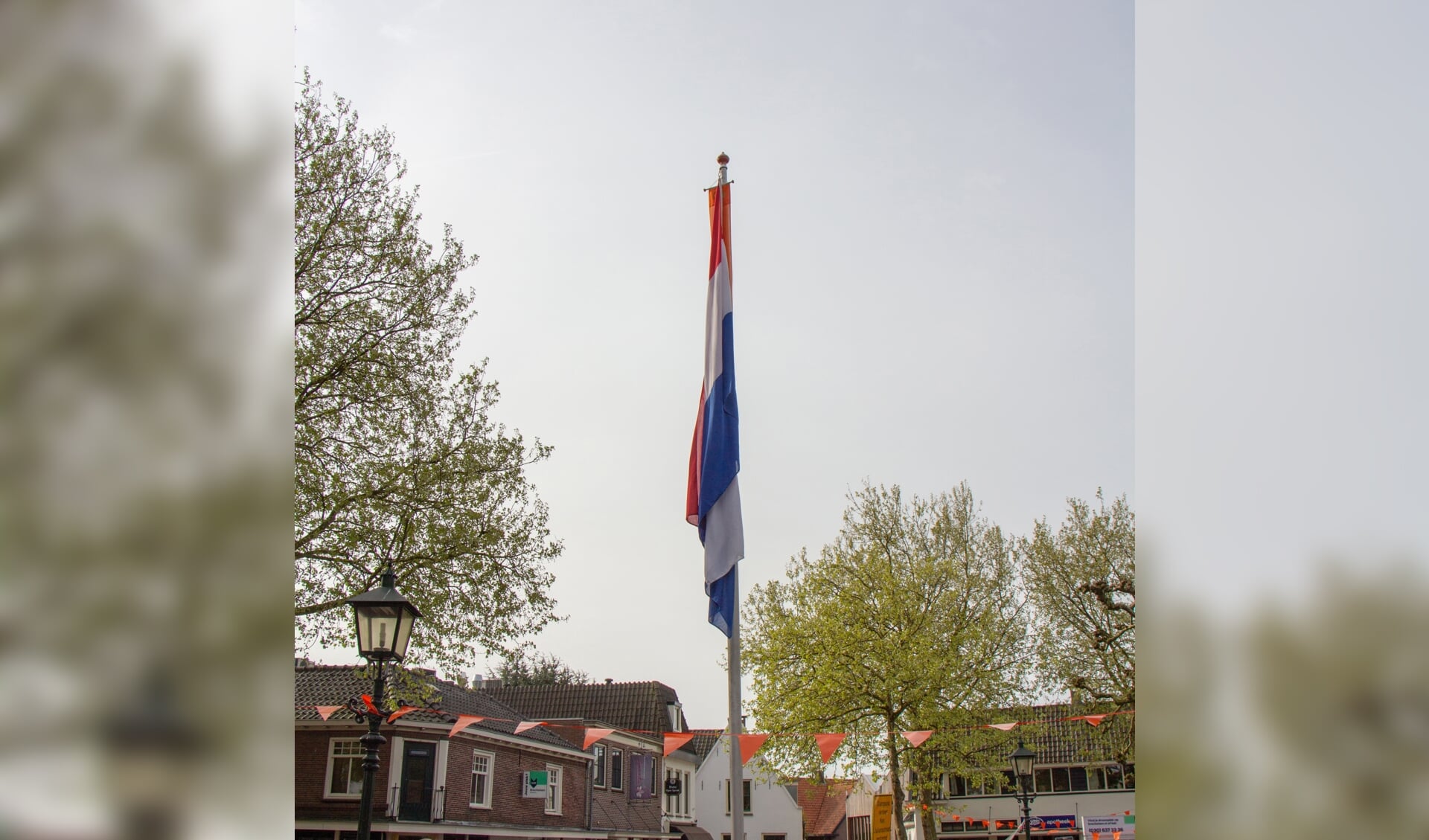 Tull en ’t Waal kleurt oranje op Koningsdag