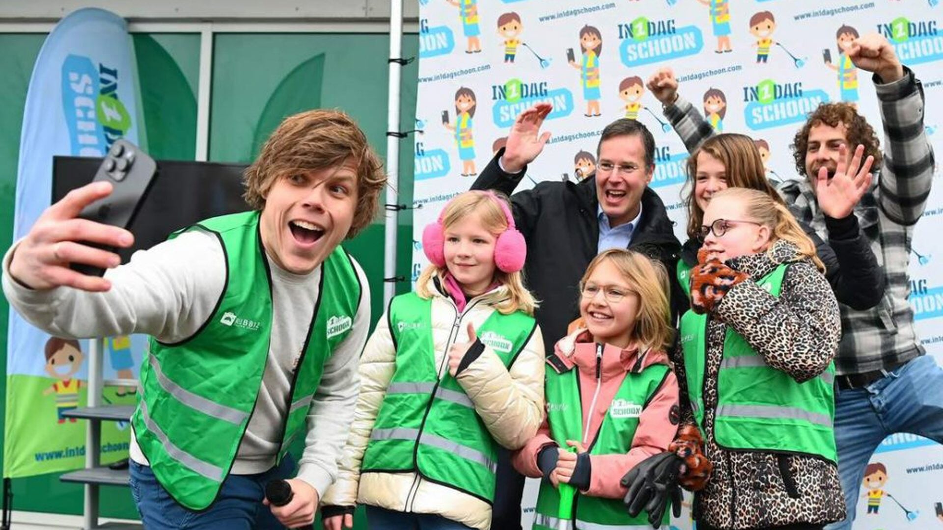 Hollands Kroon in 1 Dag Schoon grootste opruimactie ooit