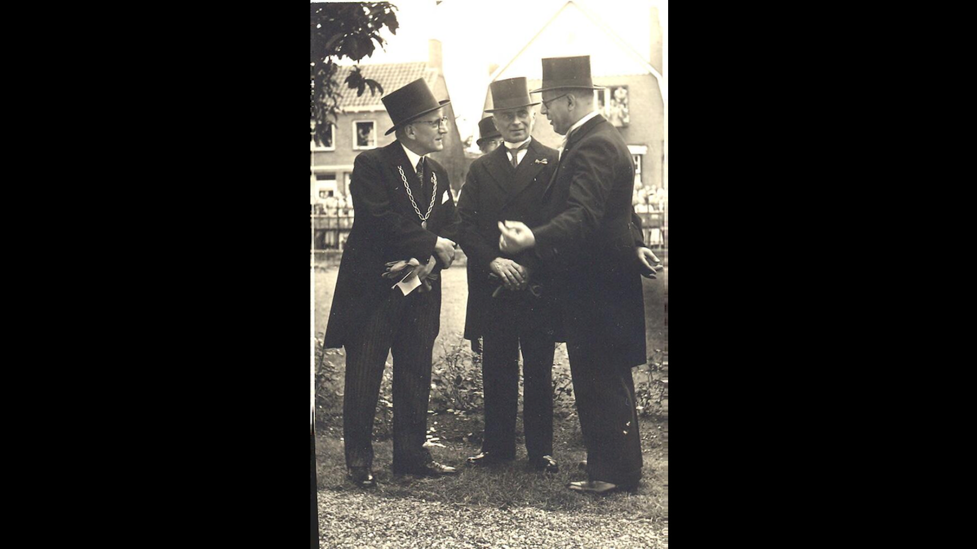 Mooi-Schijndel-bezoek-van-koningin-Juliana-en-prins-Bernhard