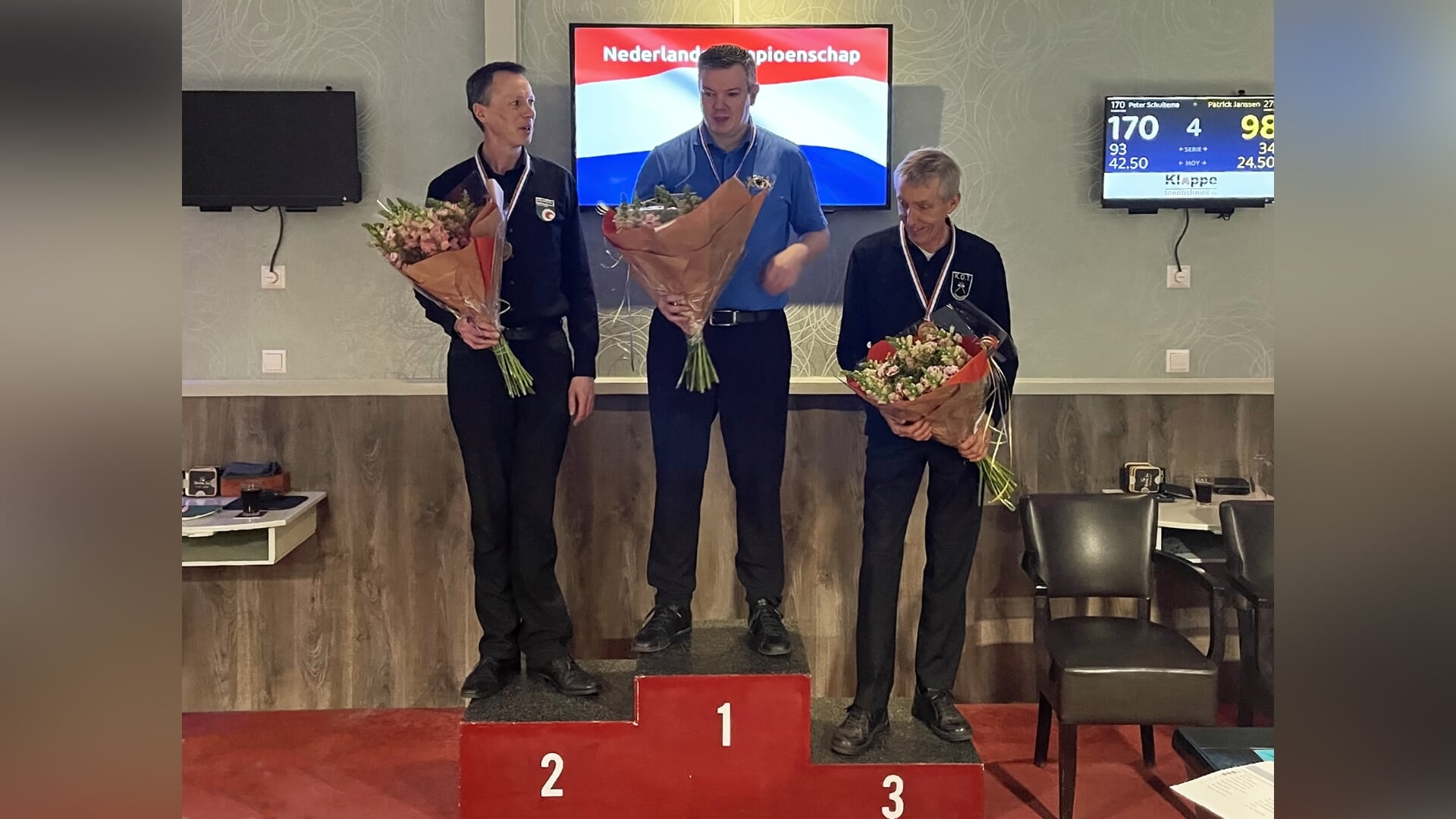 Sven Nabuurs wint NK Kader 57/2 in Castricum