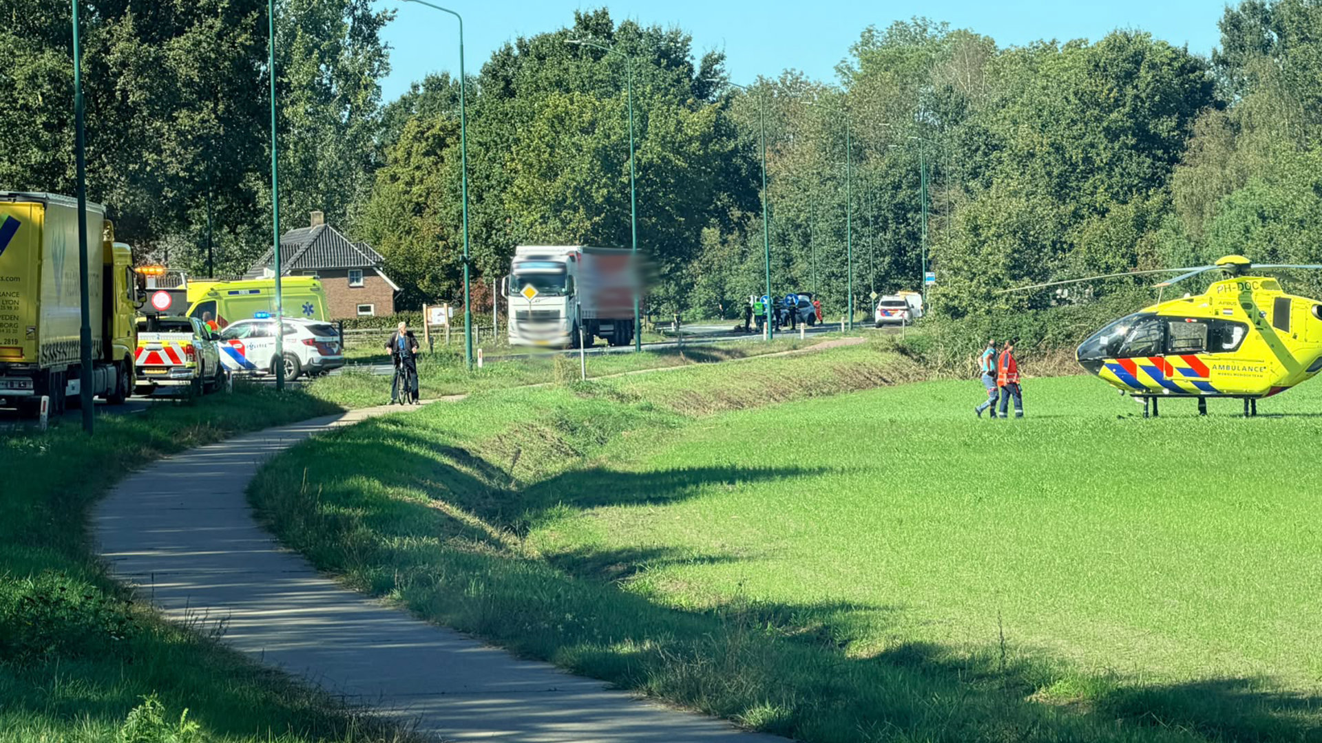 Fietser-ernstig-gewond-bij-ongeval-op-Eerdsebaan