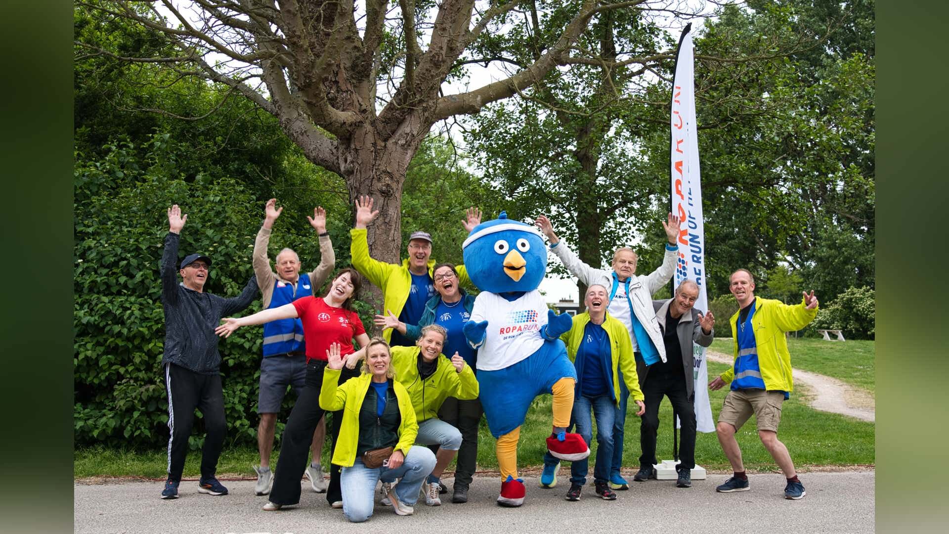 Kinderen rennen recordbedrag bij elkaar tijdens mini-Roparun in Wateringen