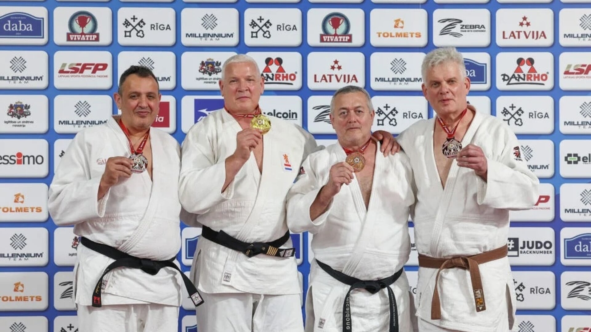 Judoka Hendrik Koppe behaalt 12e EK titel bij veteranen