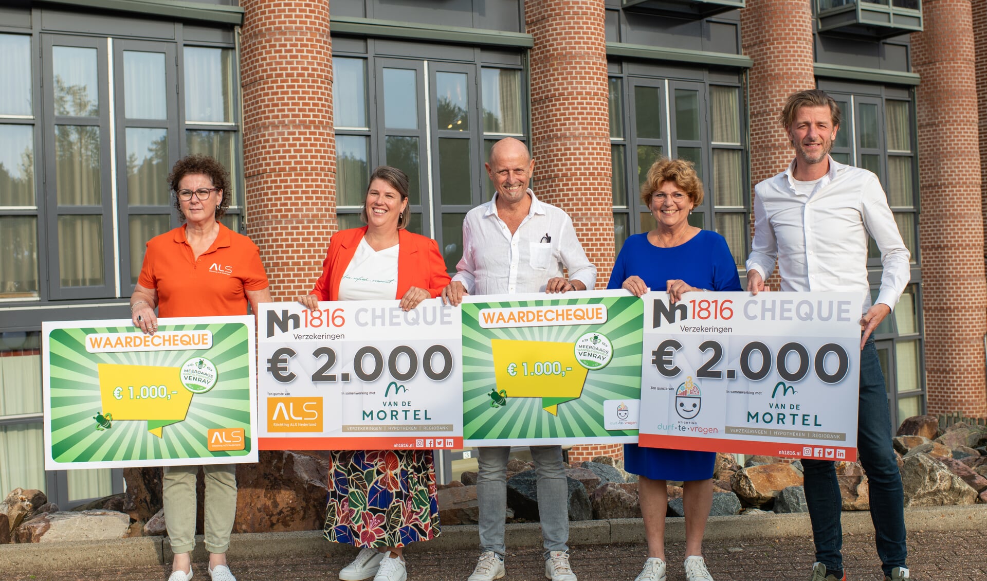 Cheques Goede Doelen Peel En Maas Al Het Nieuws Uit Venray En Omgeving