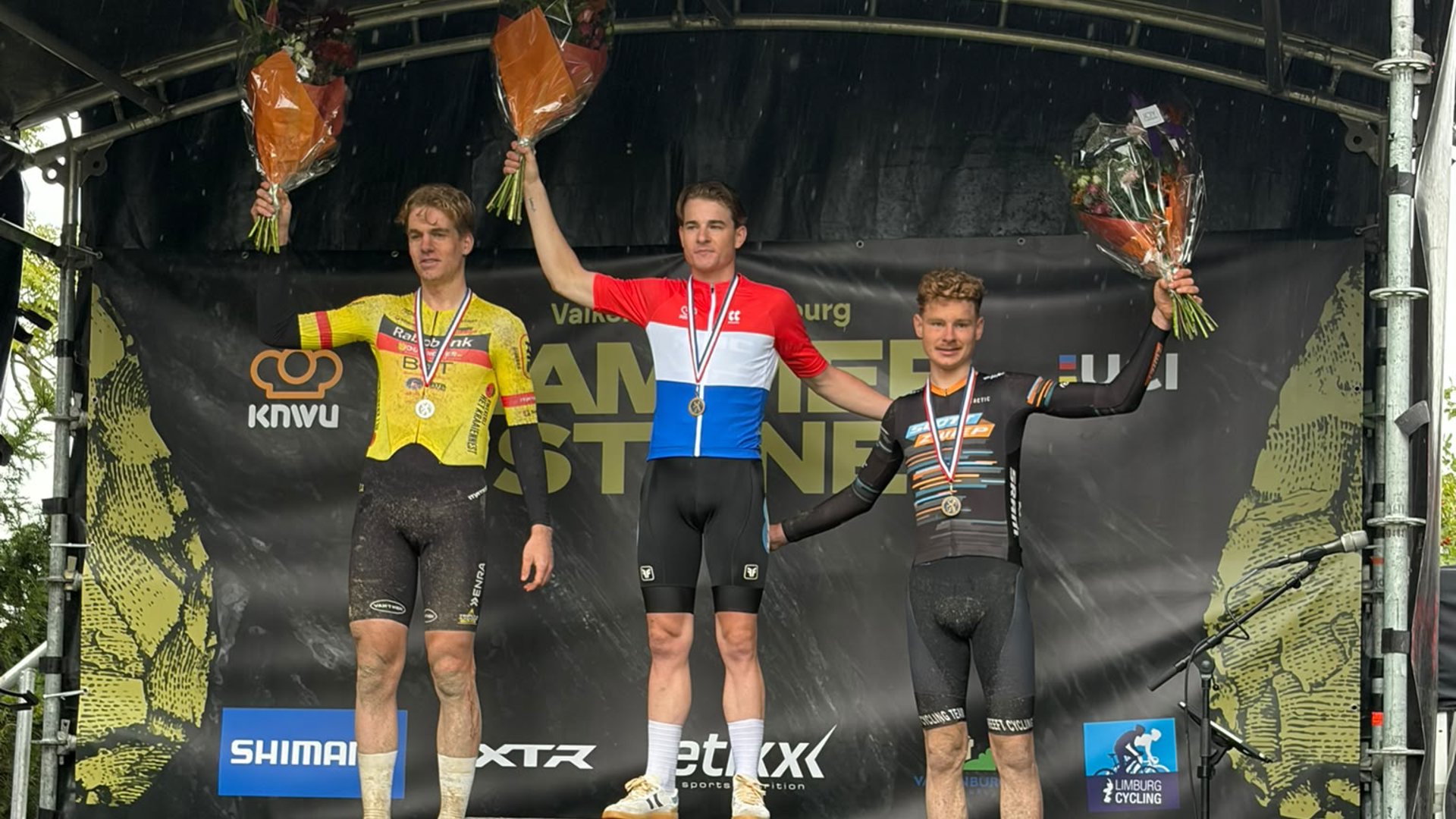 Tom Schellekens wint Nederlands kampioenschap mountainbike-marathon