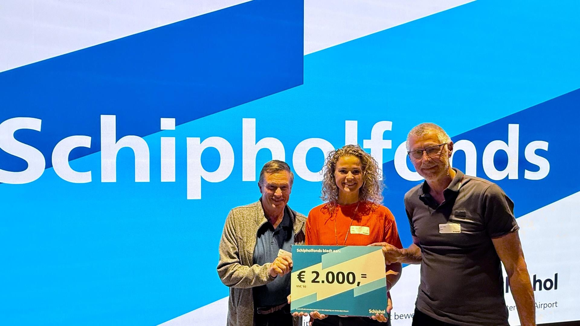 VCC’92 ontvangt donatie van Schipholfonds