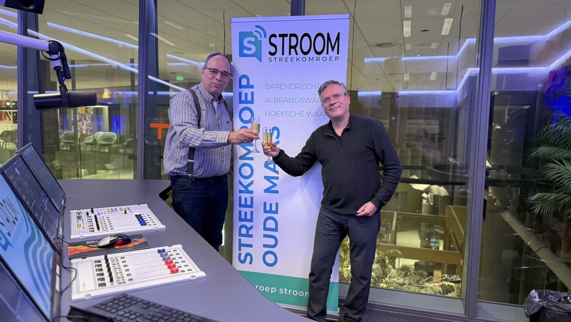 Half miljoen voor streekomroep