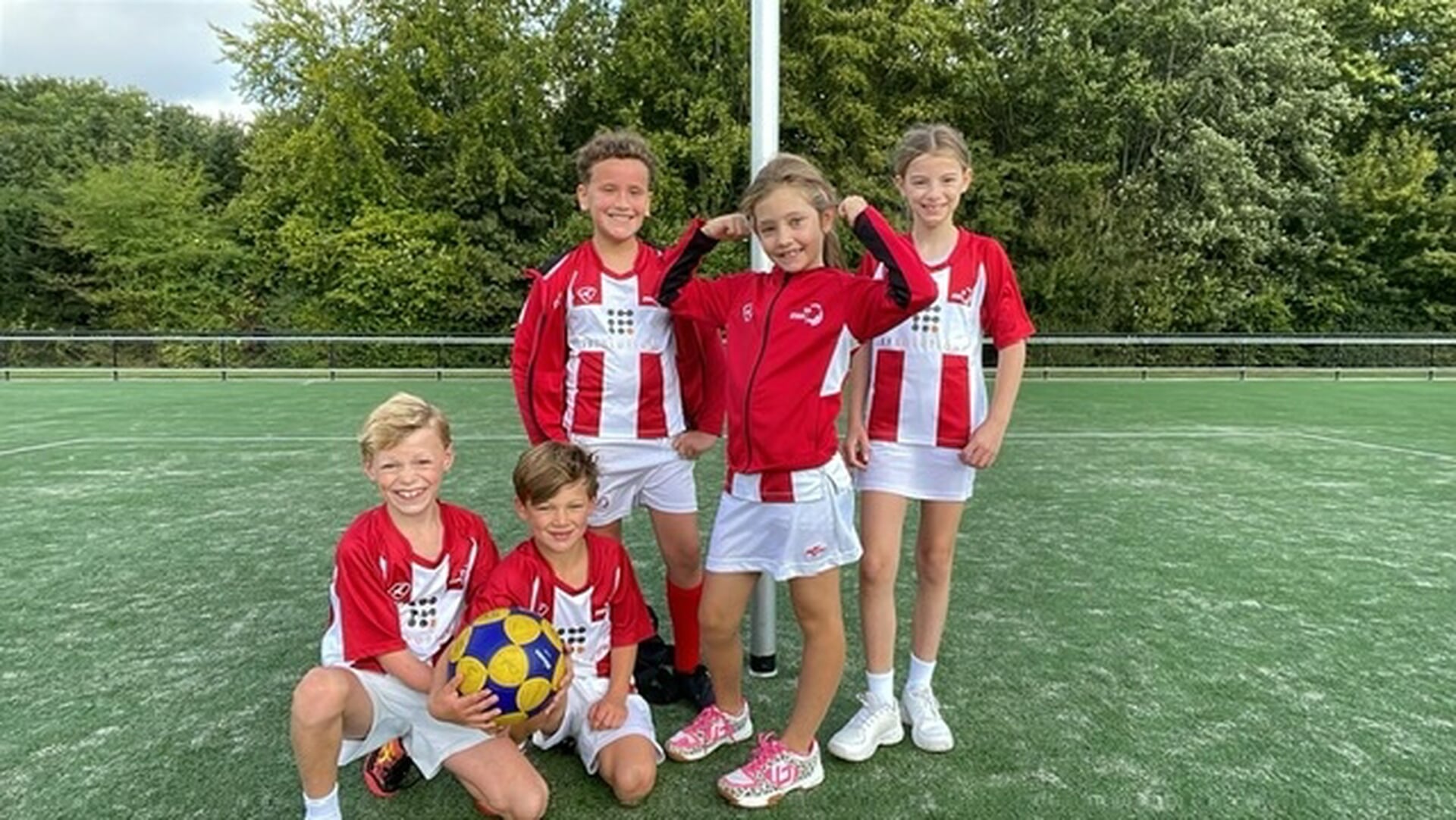 RWA J10 wint spannende competitie