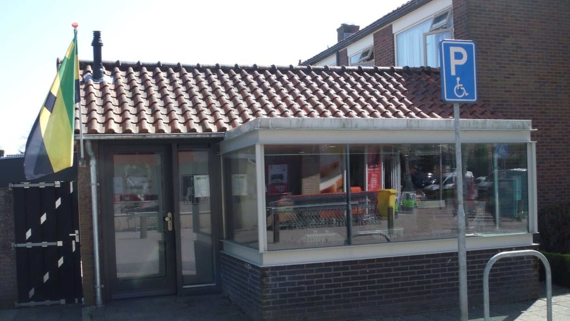 Oude postkantoor open