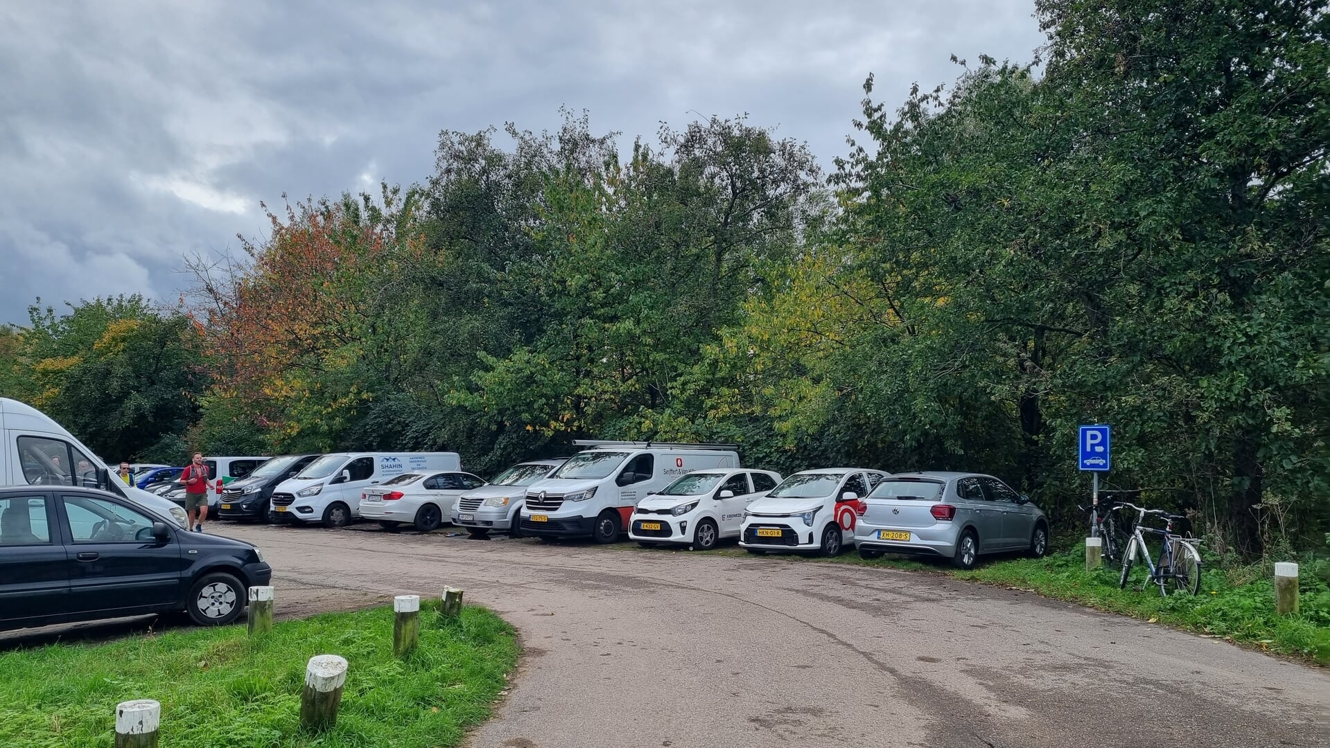 Parkeren in Barendrecht wordt lastiger door grotere auto’s en Rotterdammers