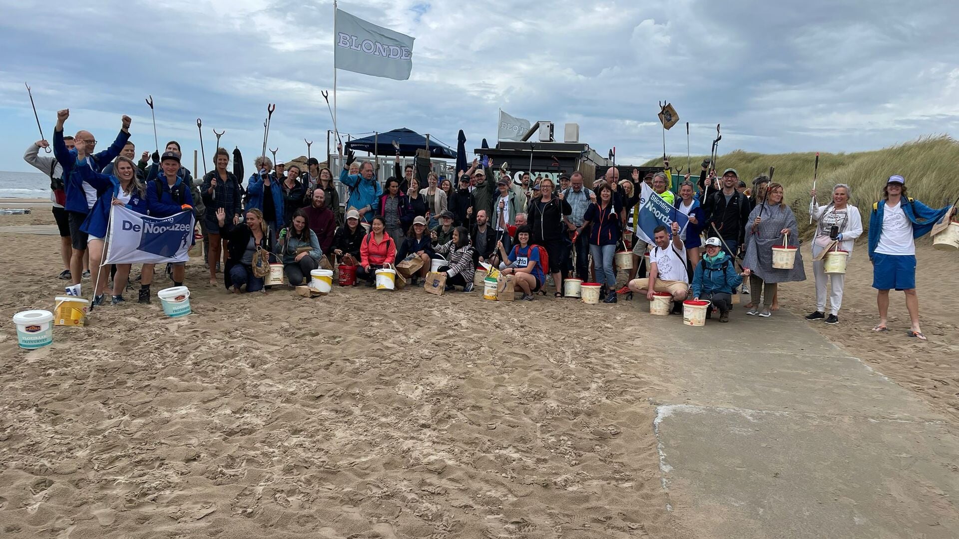 Grote schoonmaak op het strand