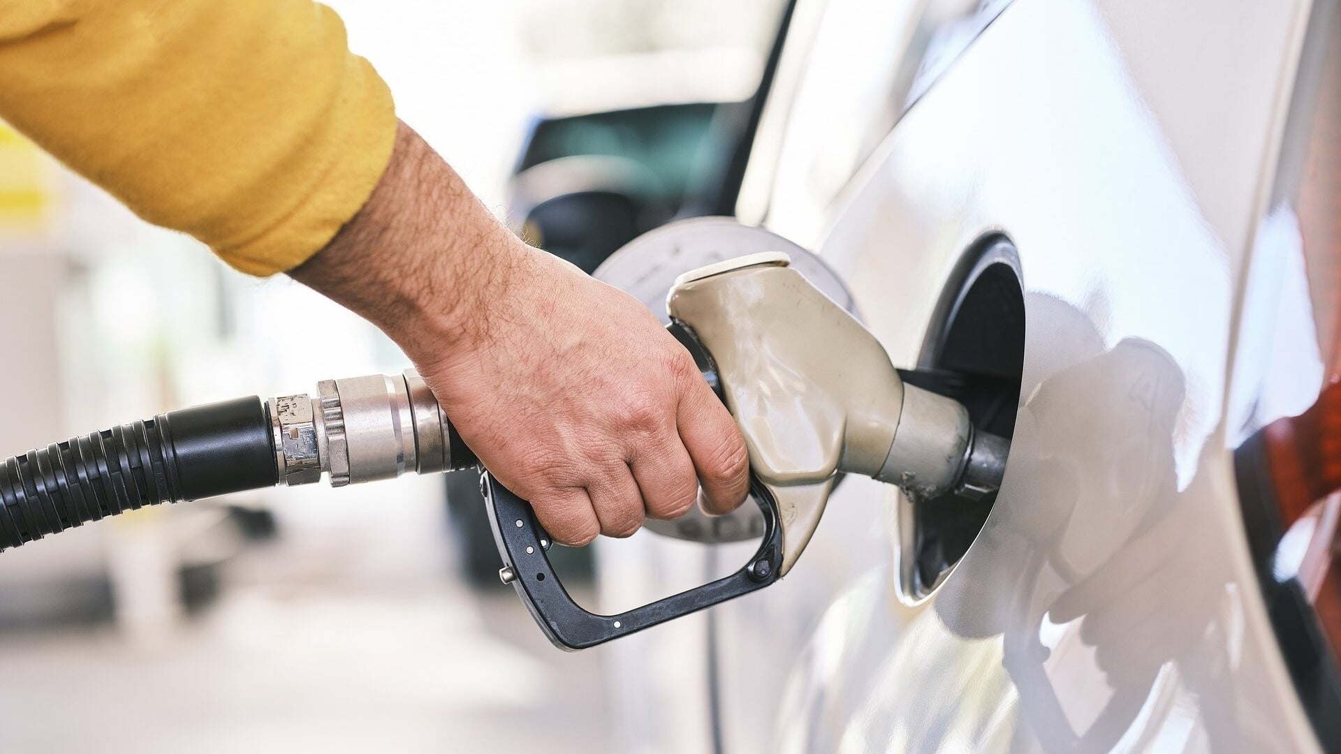 Dit zijn de goedkoopste tankstations in regio Alphen aan den Rijn