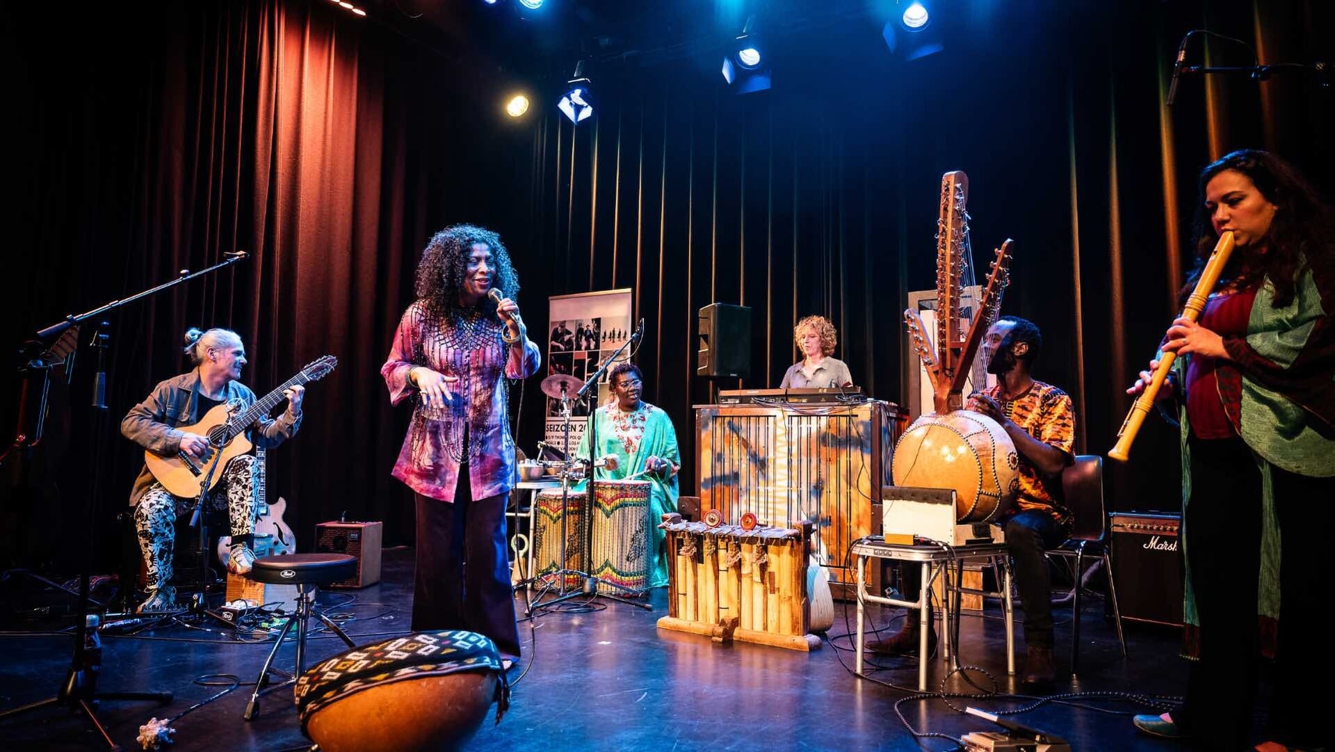 Jazz in Feerwerd met Boi Akih