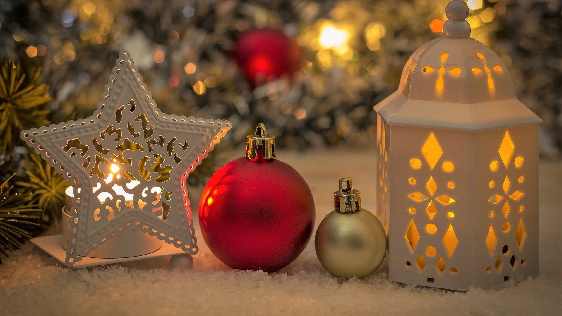 Kerstmarkt met weggeeftafel in Ezinge