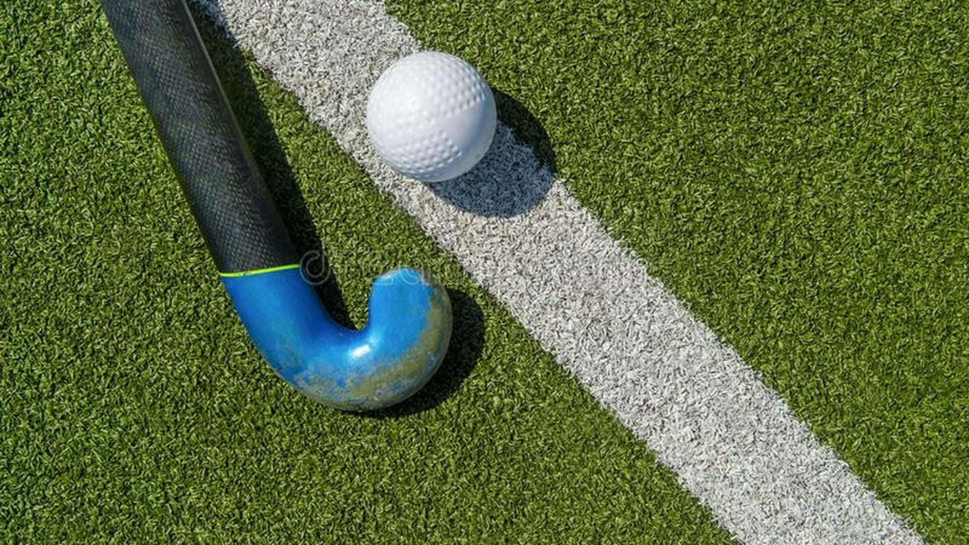 Hockeyproeftrainingen voor jeugd bij Magnus