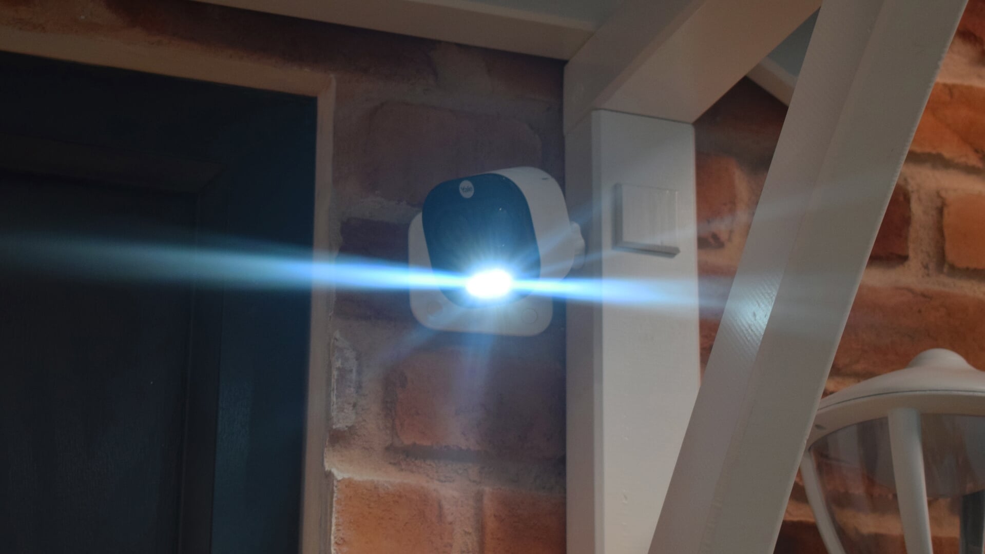 Burgemeester sluit woning in Wervershoof na herhaalde explosies