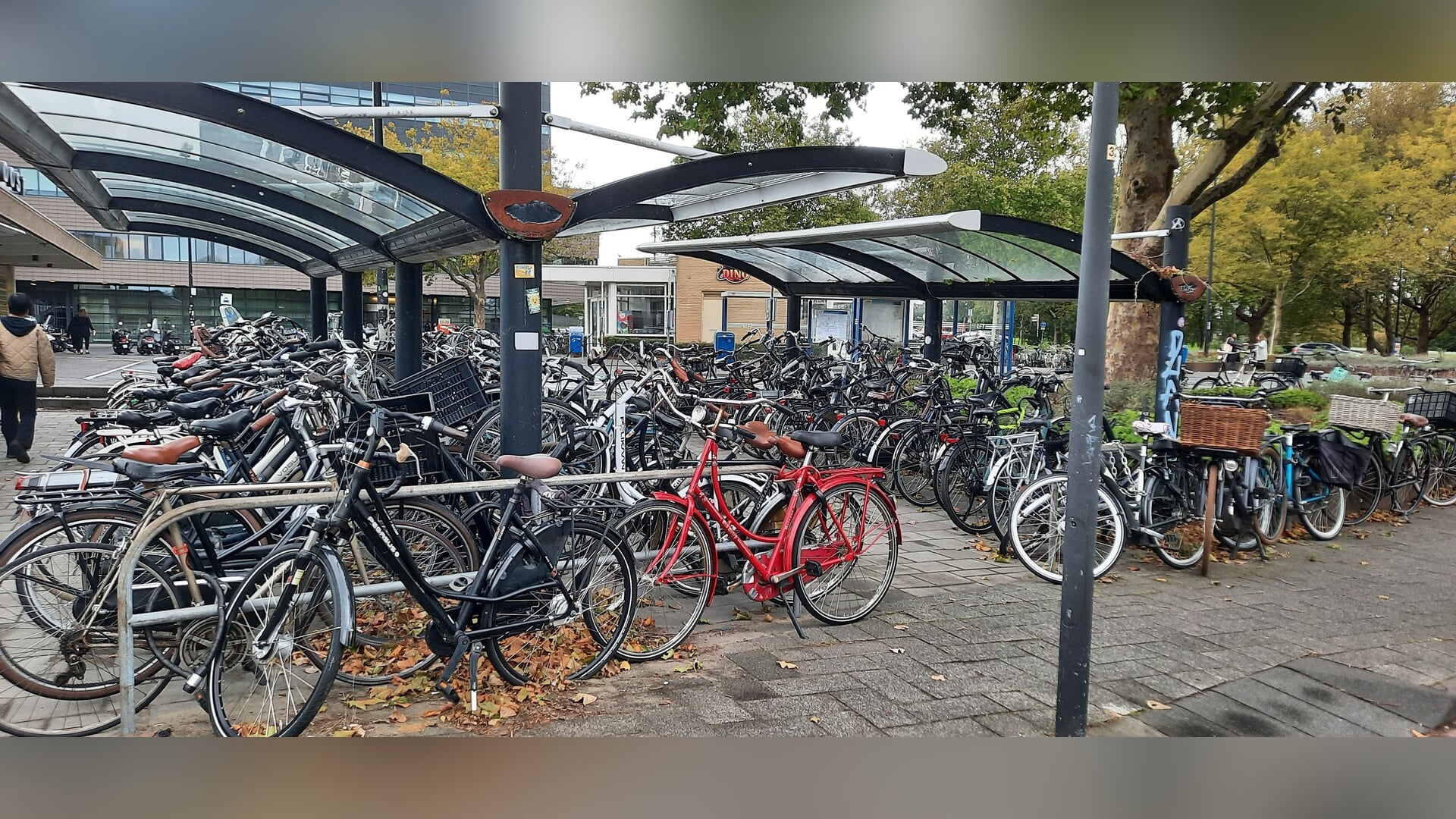 Fietsenstalling Station Oost krijgt veel meer fietsplekken