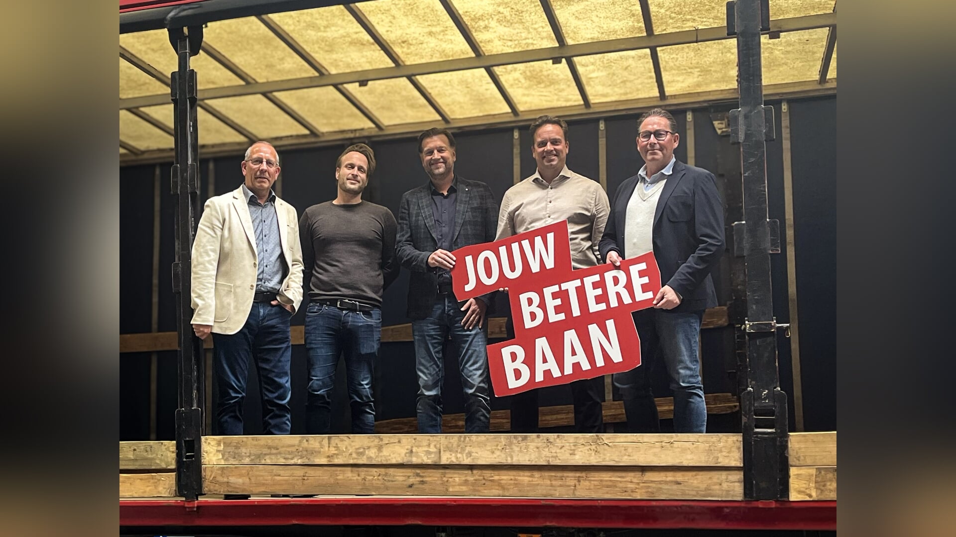 Logistic Force neemt Transport People over