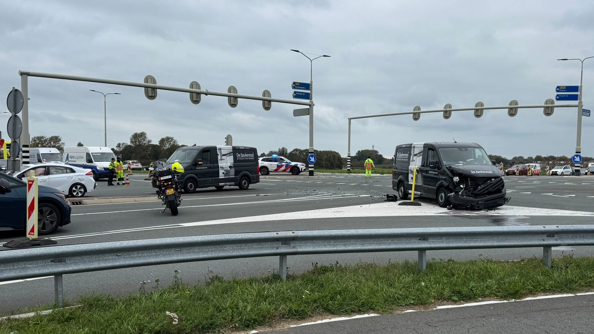 Spitsverkeer staat muurvast rond Edam, Volendam en Monnickendam door ongeval op N247