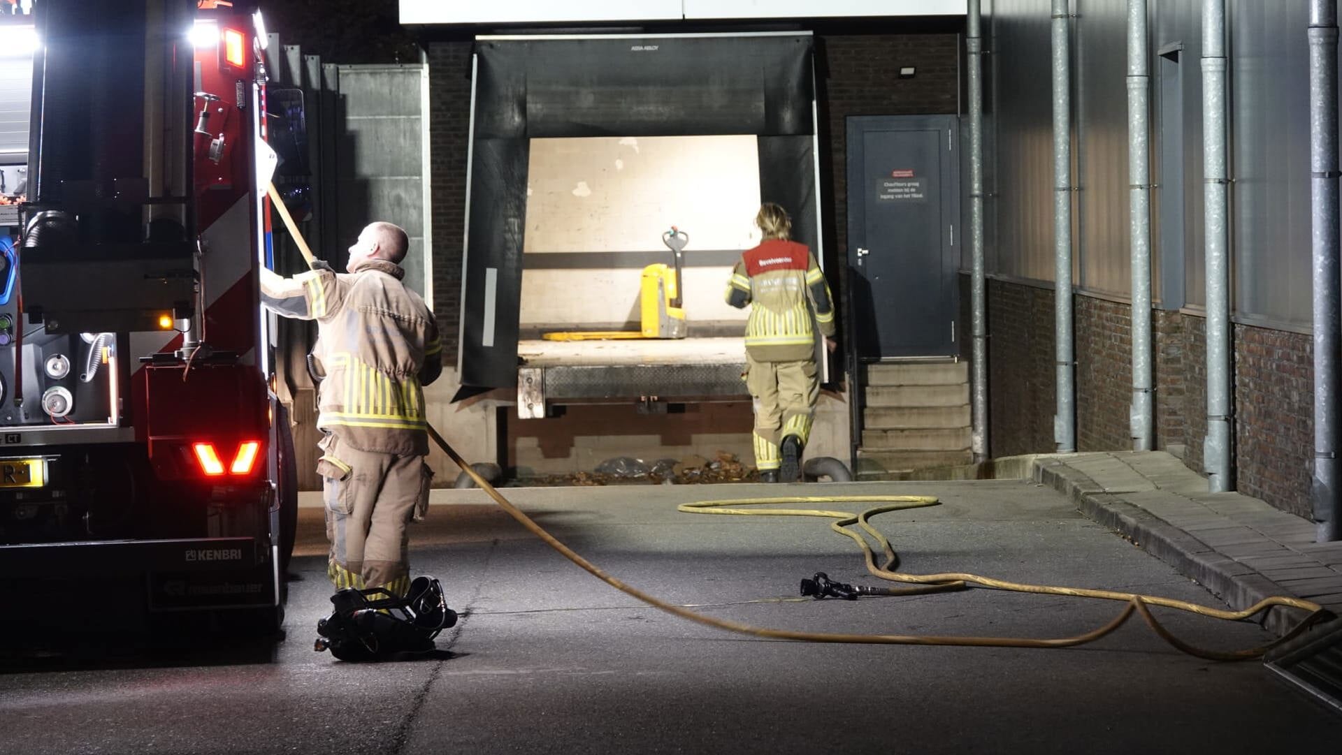 Brand in magazijn van Lidl aan Boere Jonkerplein in Zaandam