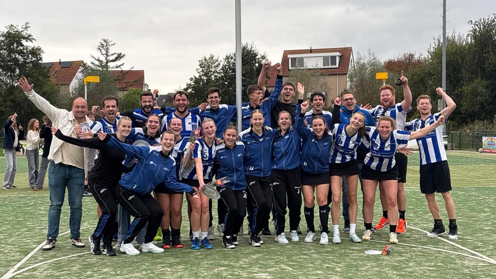 Dubbele zegetocht van topteams WKV Roda