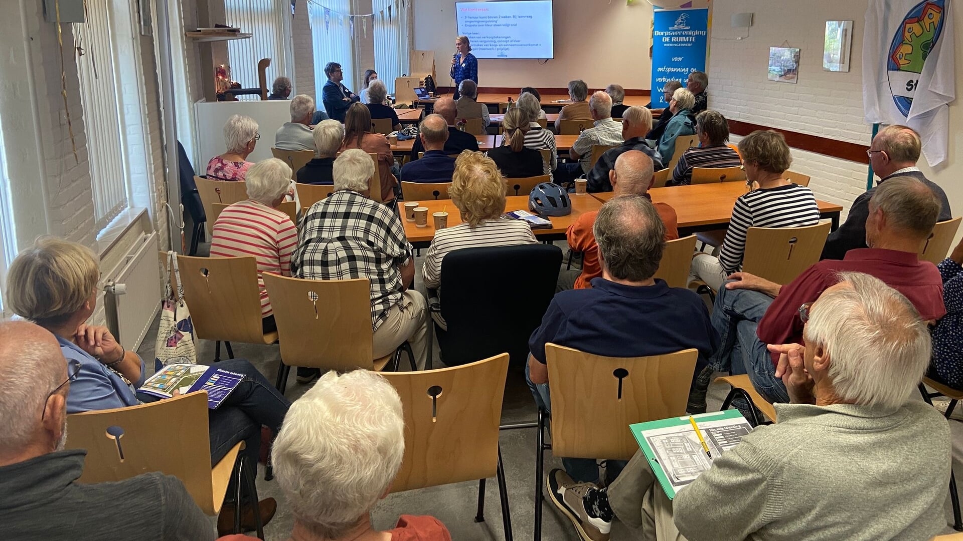 Toekomstige bewoners van Sternhof ontmoeten elkaar