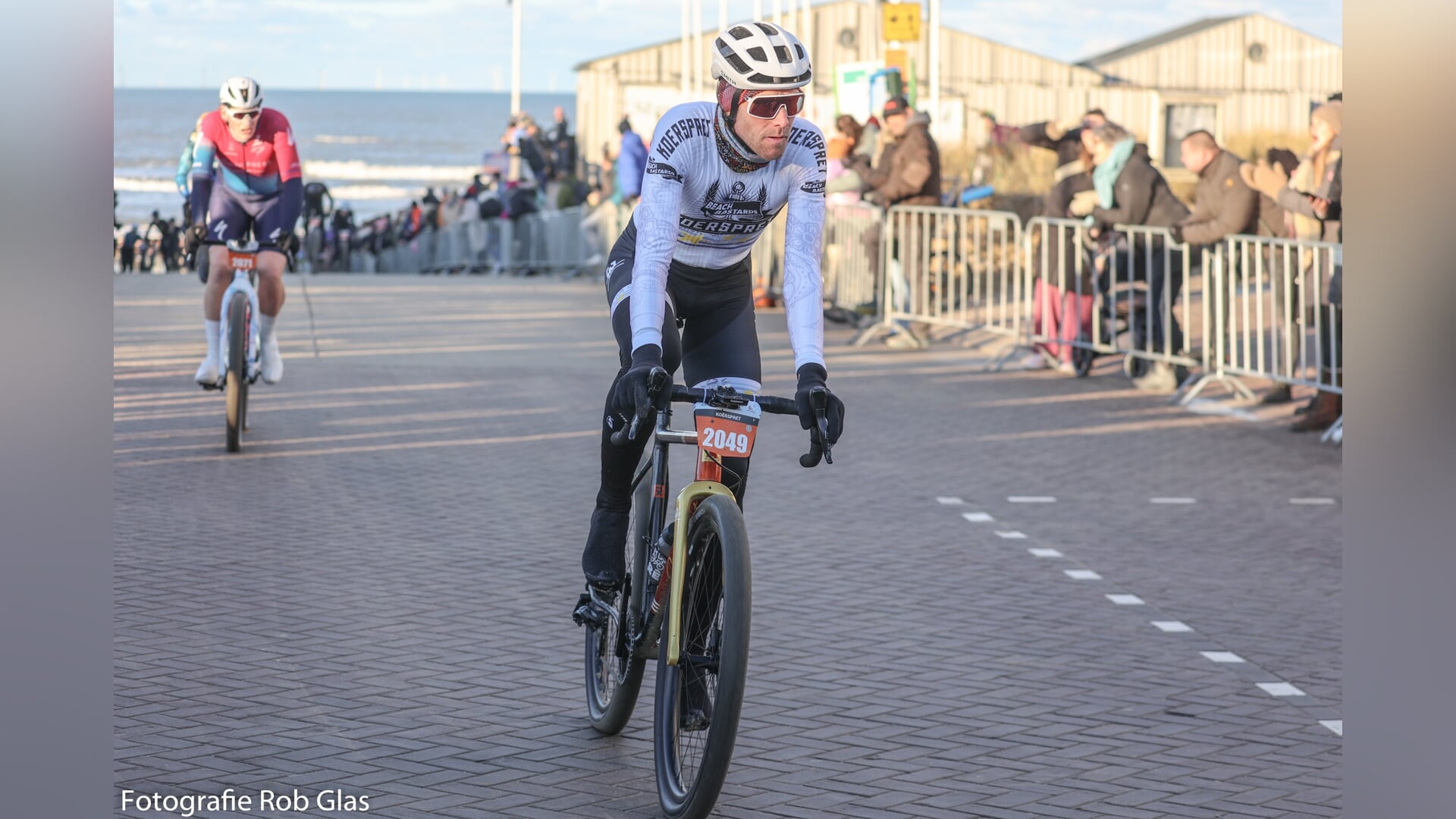 Tibor Zwaan grijpt net naast podium bij WK gravel: ‘Dit zijn momenten waarvoor je het doet’