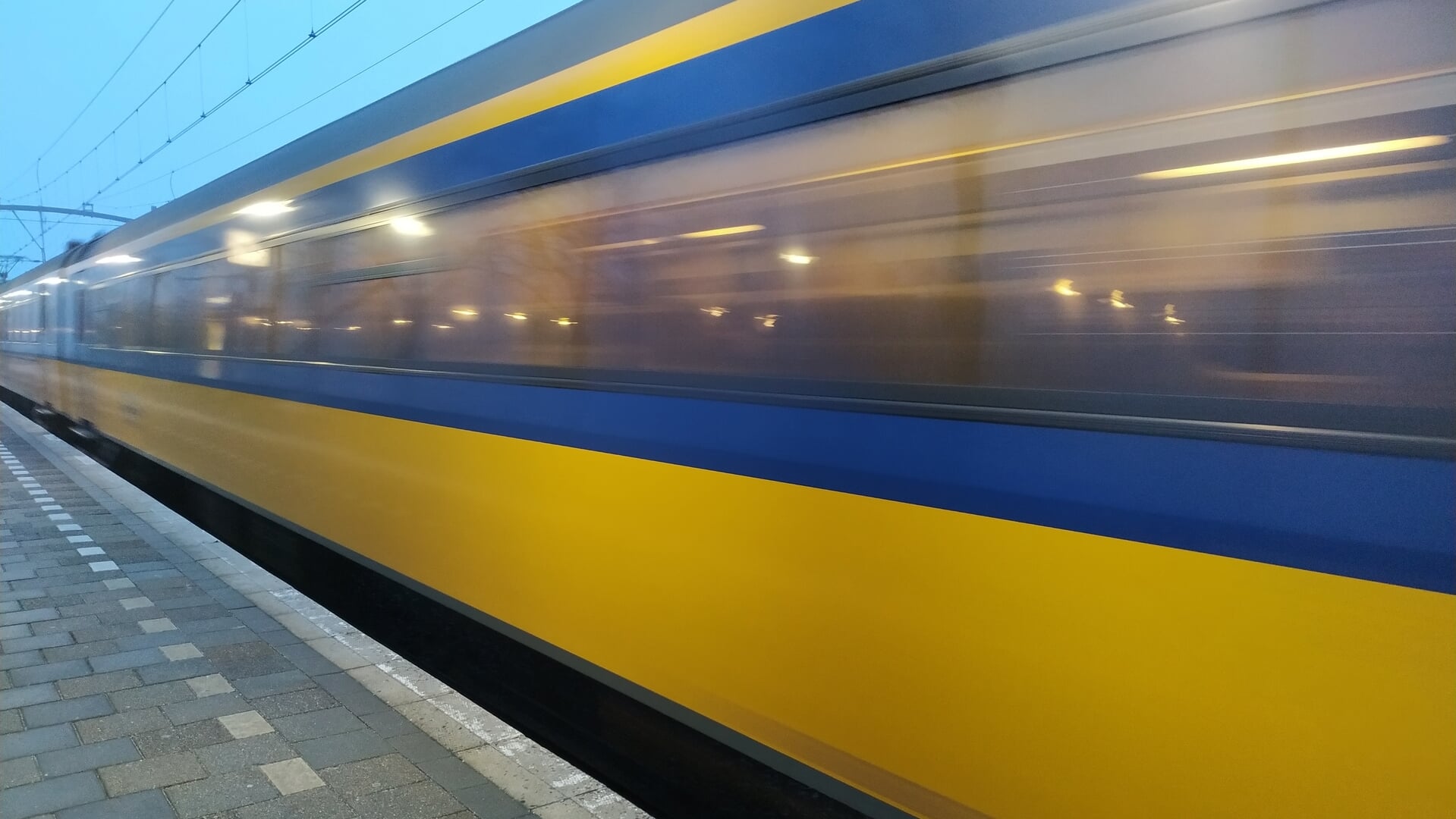 Spoorwegovergang N247 weer open na storing