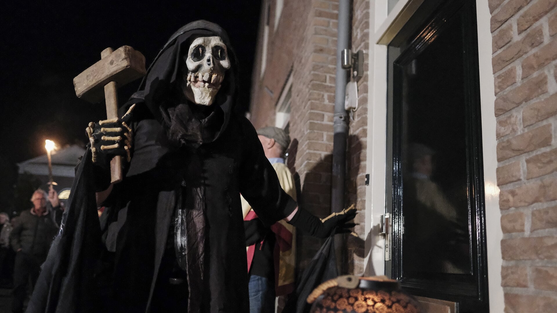 Mannelijke dansers gezocht voor Allerzielen Ommegang