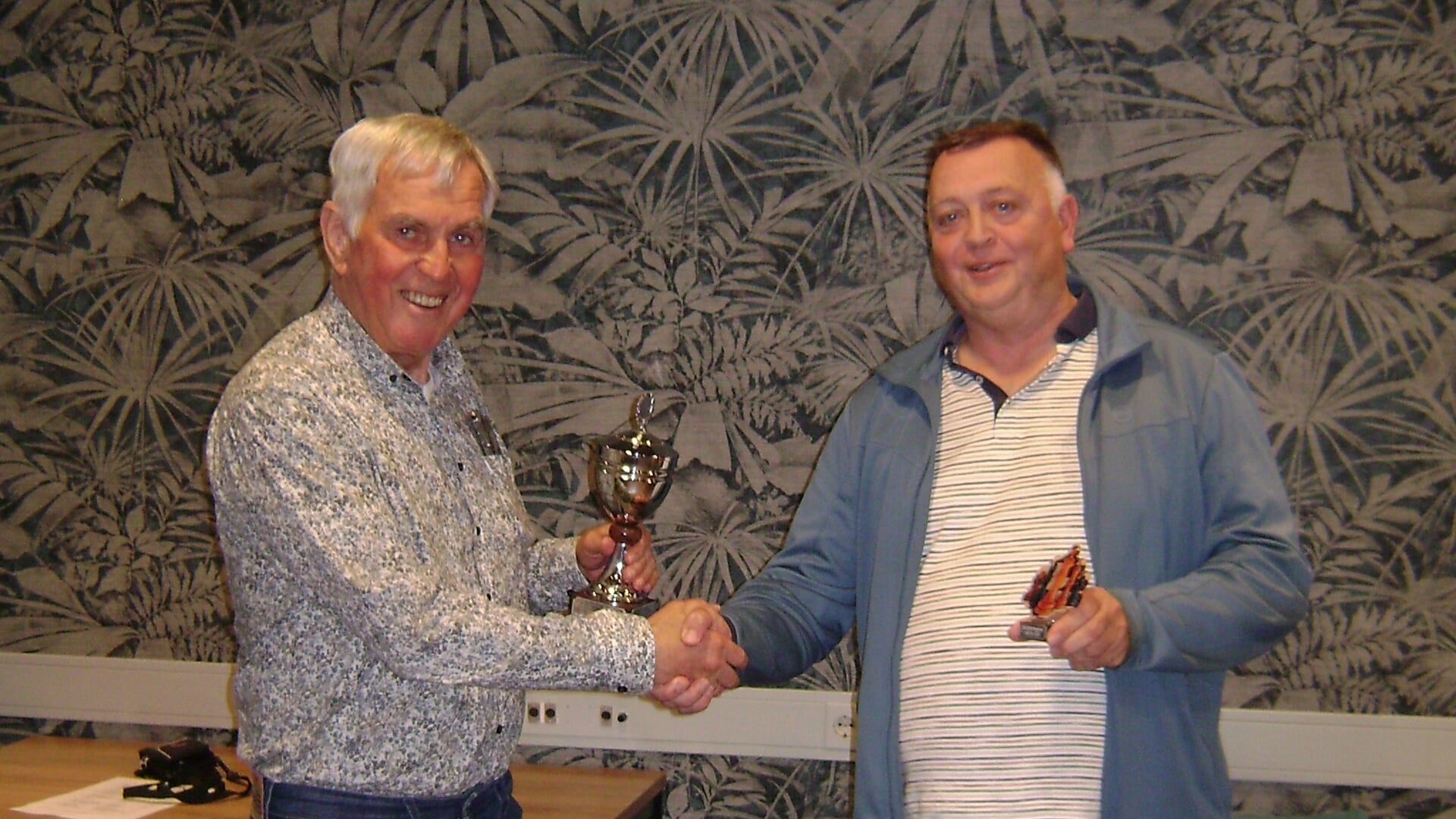 Frans Pieter van de Bos wint 29e Westlands Schaakkampioenschap 55+