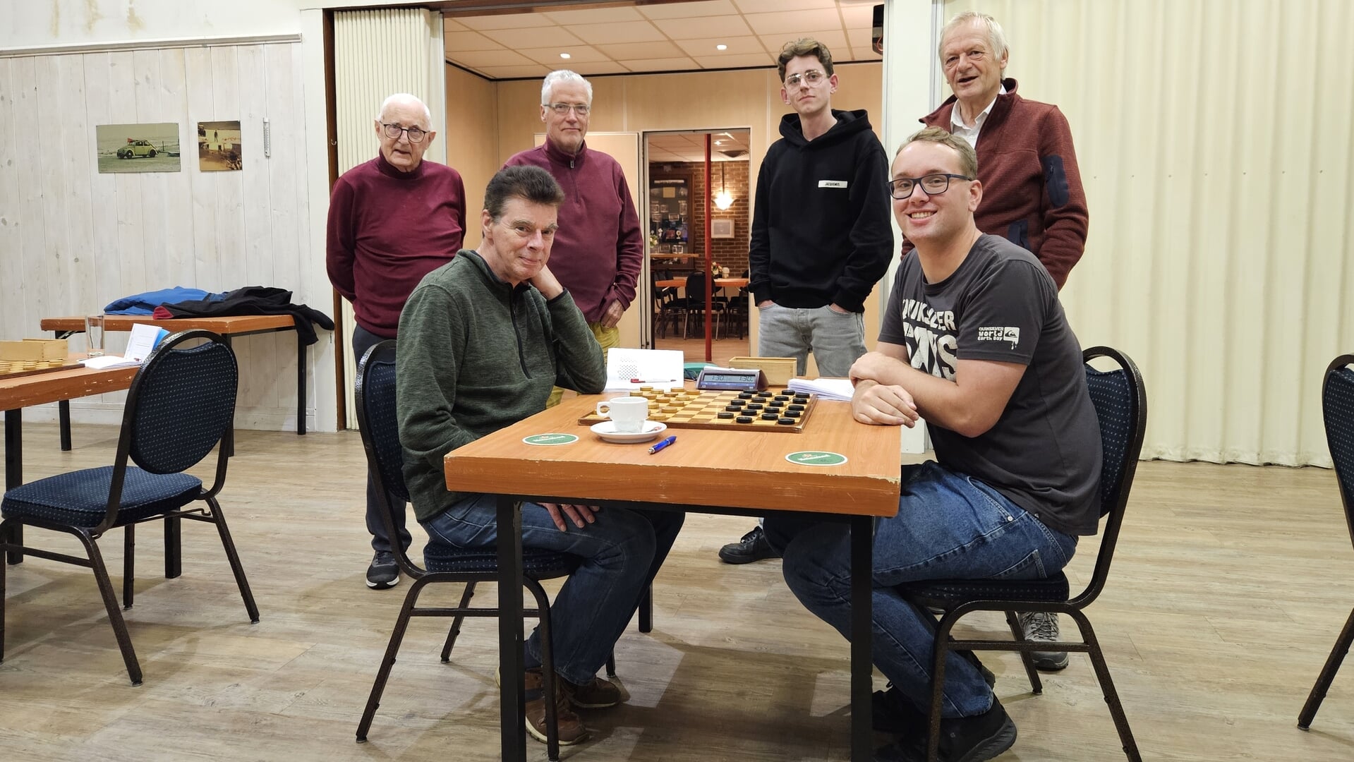 Negentig jaar dammen; damclub Ons Genoegen viert jubileum in De Wije Ilp