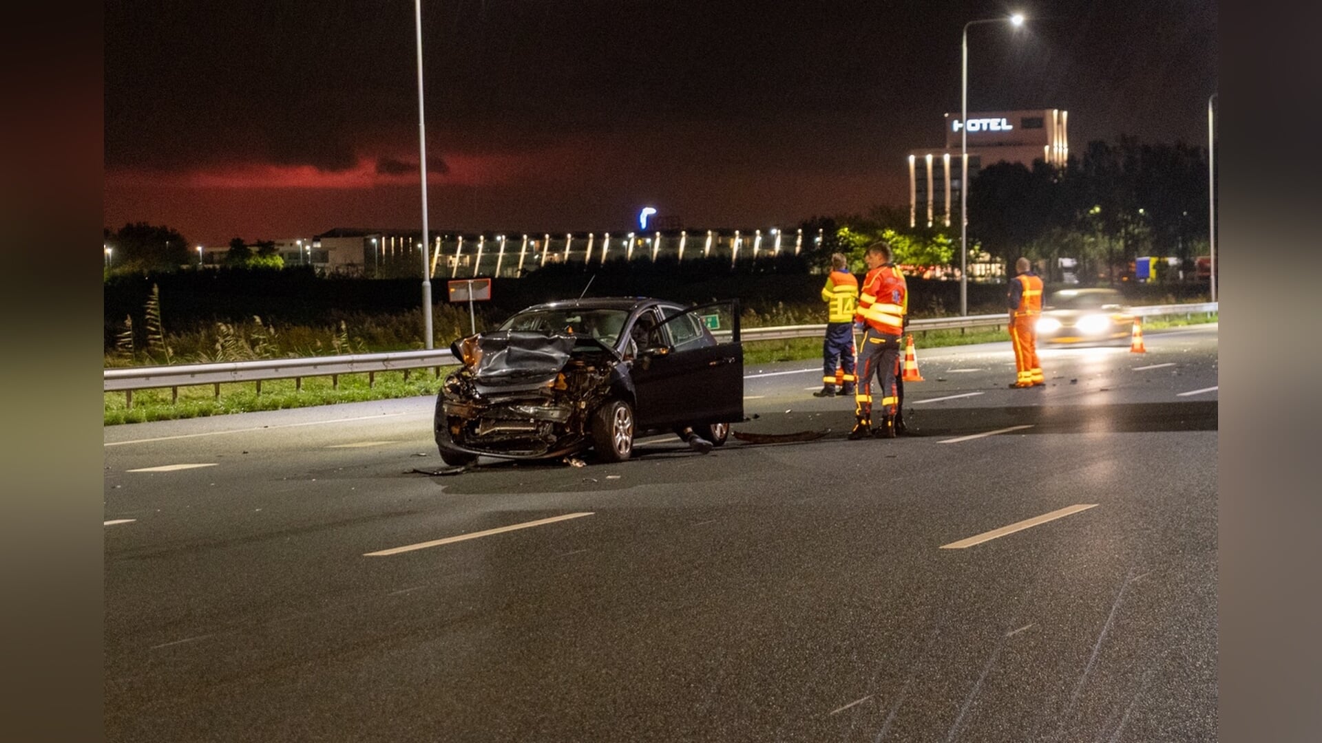 Veel schade en rijstroken dicht na ongeluk op A4 bij Hoofddorp