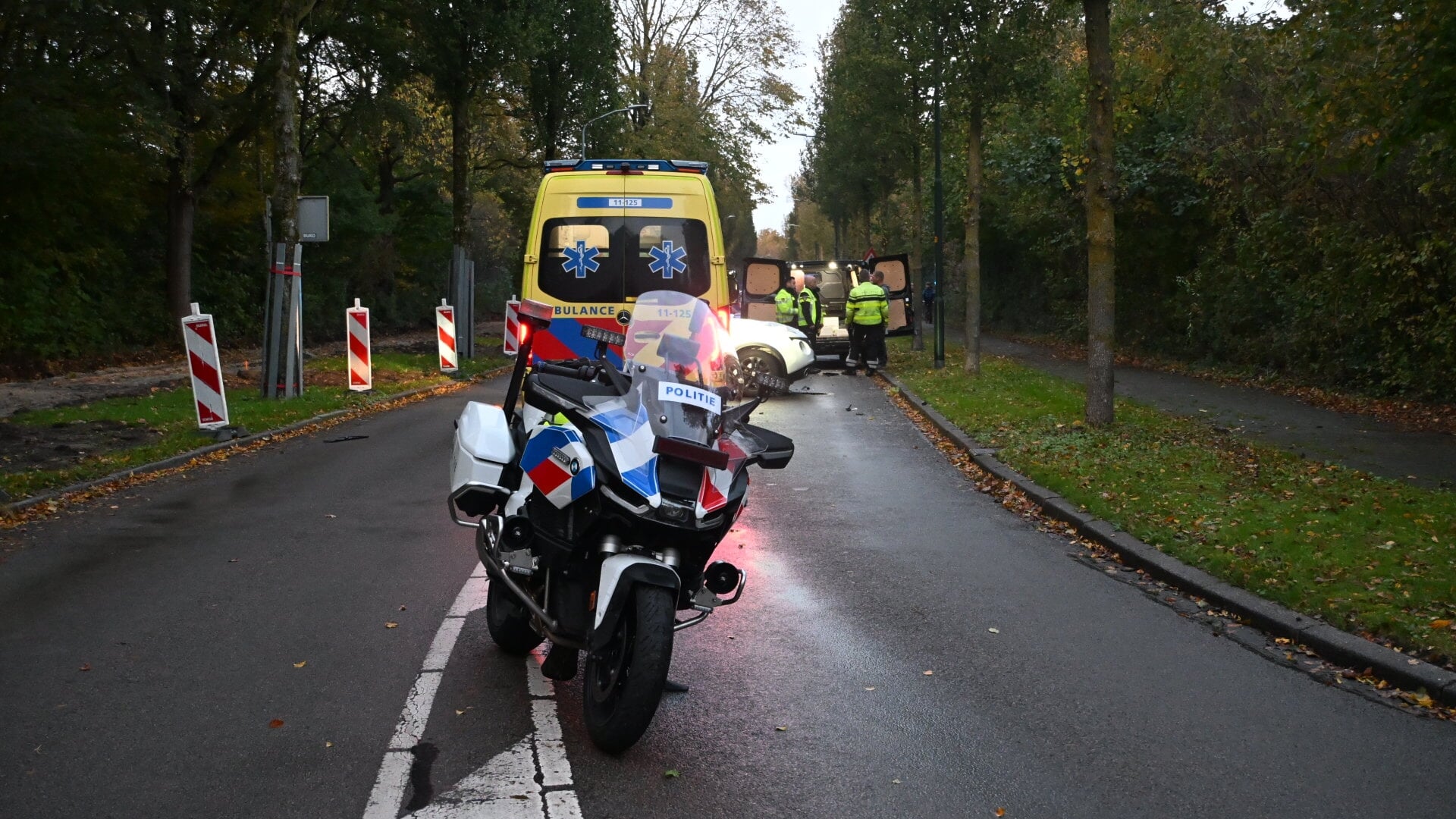 Gewonde bij aanrijding tussen auto en bestelbus aan Malevoort in Heiloo