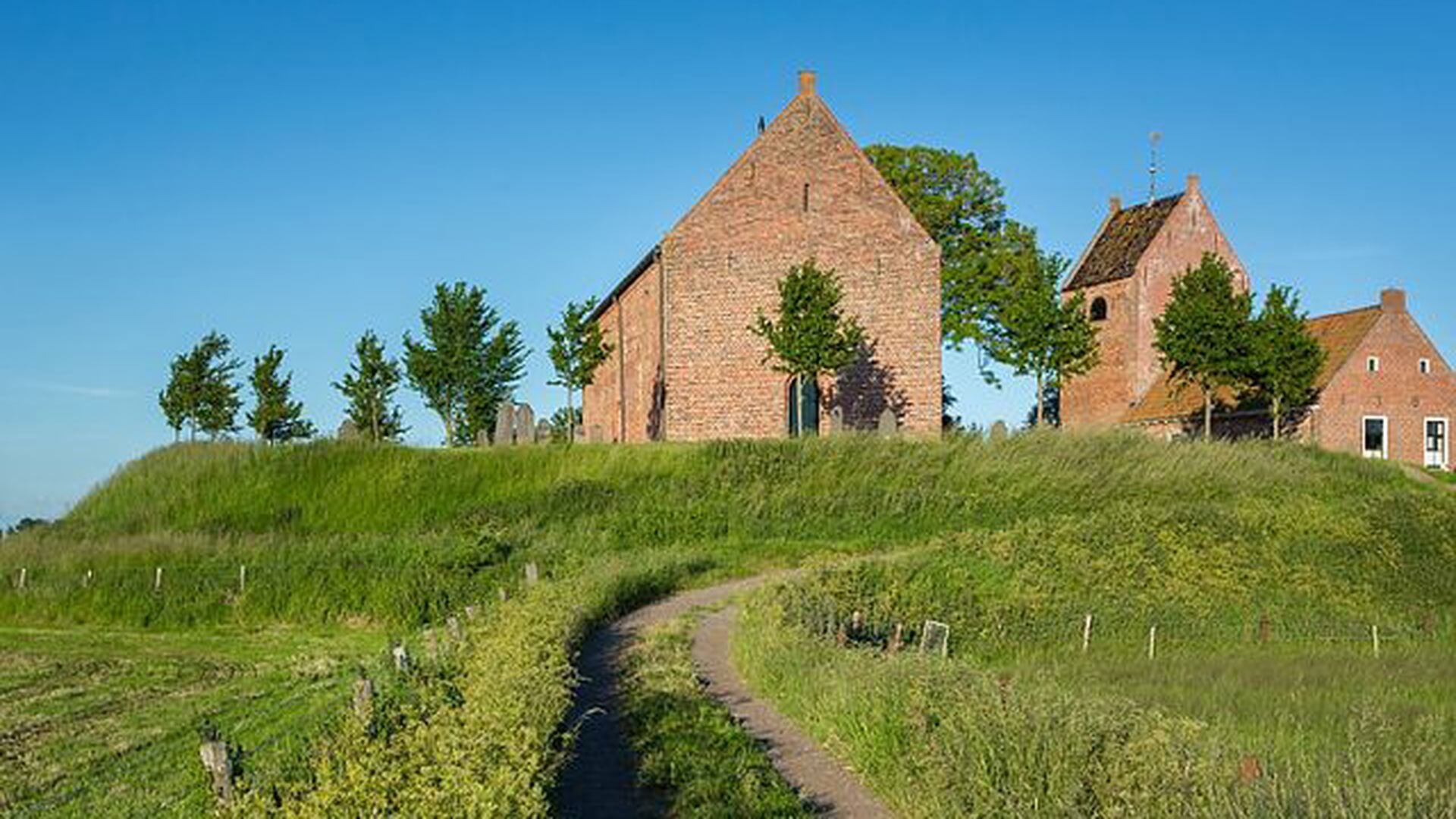 Middag-Humsterland viert verjaardag met wandeltocht