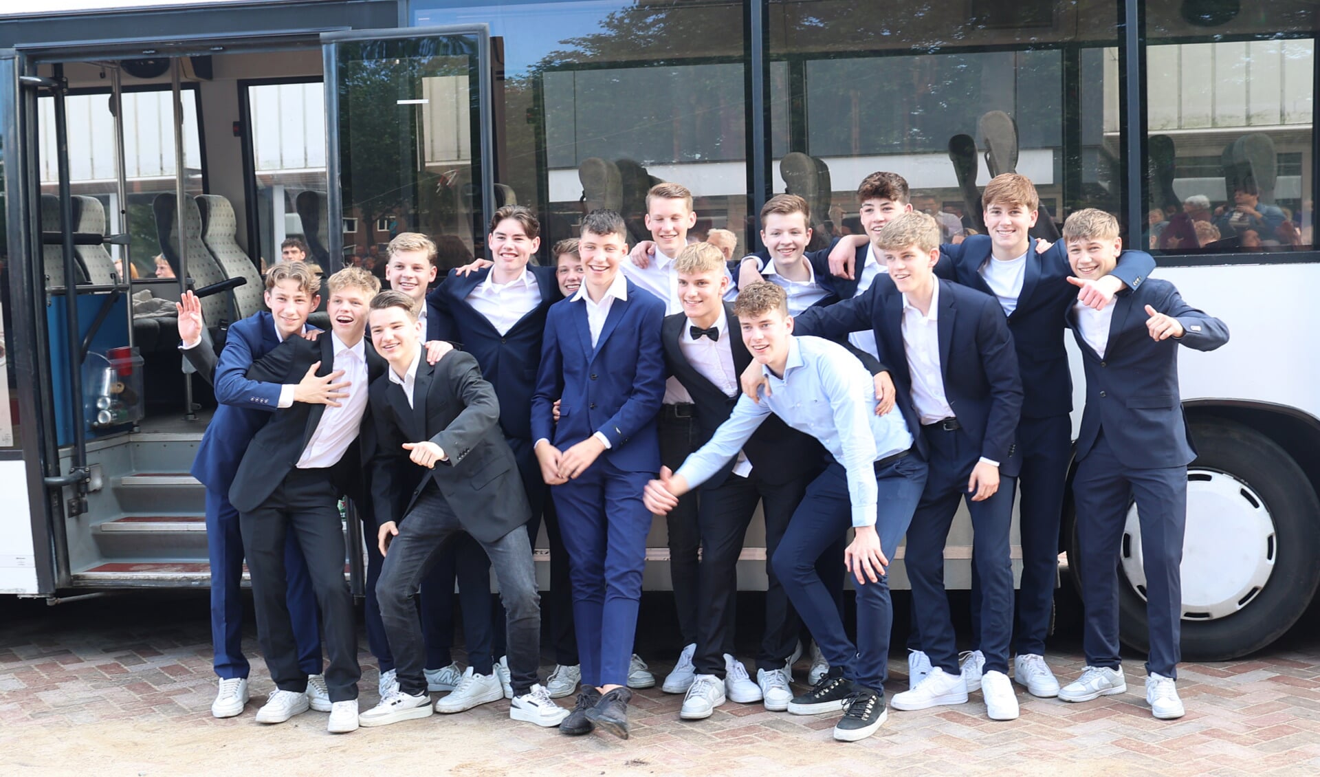 Galastoet eindexamenleerlingen Metameer: ‘Dress to impress’