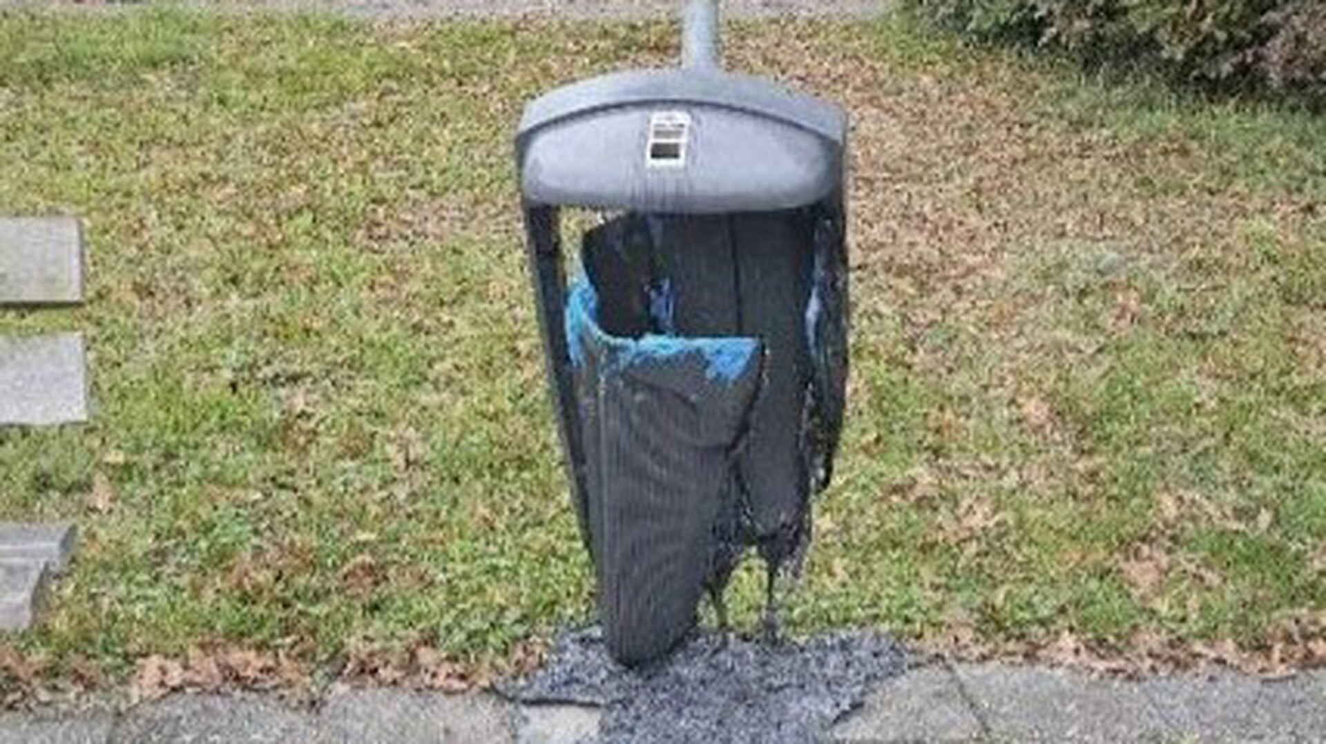 Kosten vandalisme Maassluis lopen op: €25.000 schade aan papierbakken