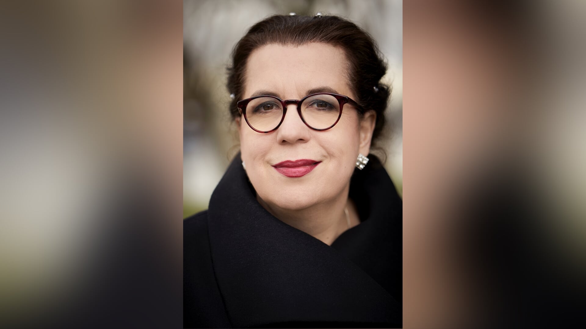 Francis van Broekhuizen bij uitreiking Graalbokaal Award