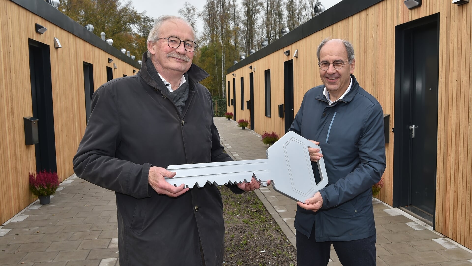 Tijdelijke woningen voor Oekraïense ontheemden opgeleverd