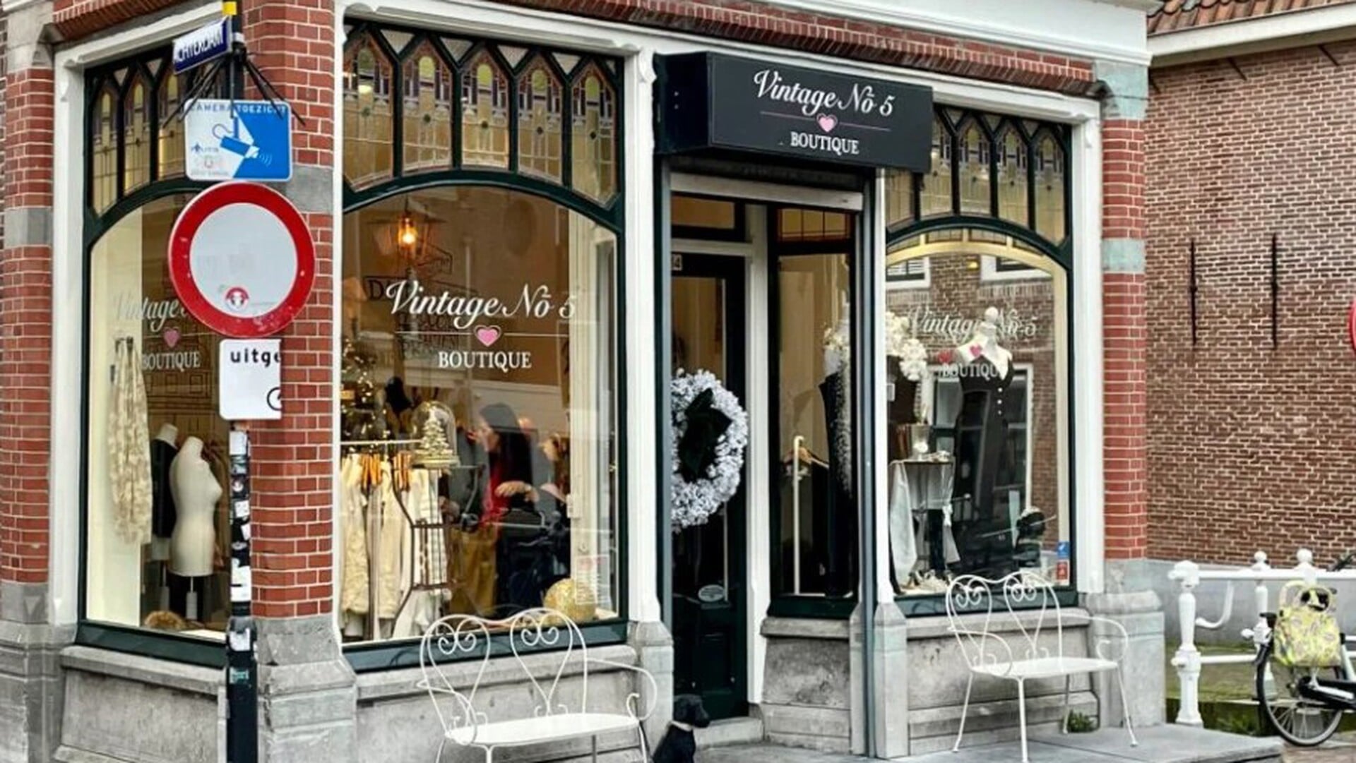 Stem op mooiste historische winkelpui